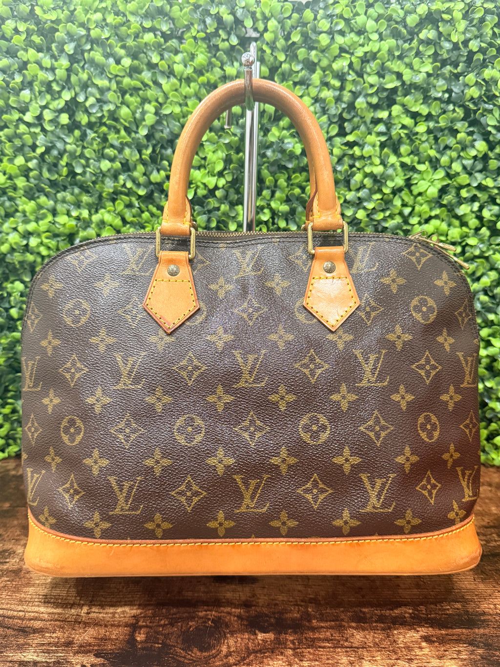 Louis Vuitton Alma PM Monogram