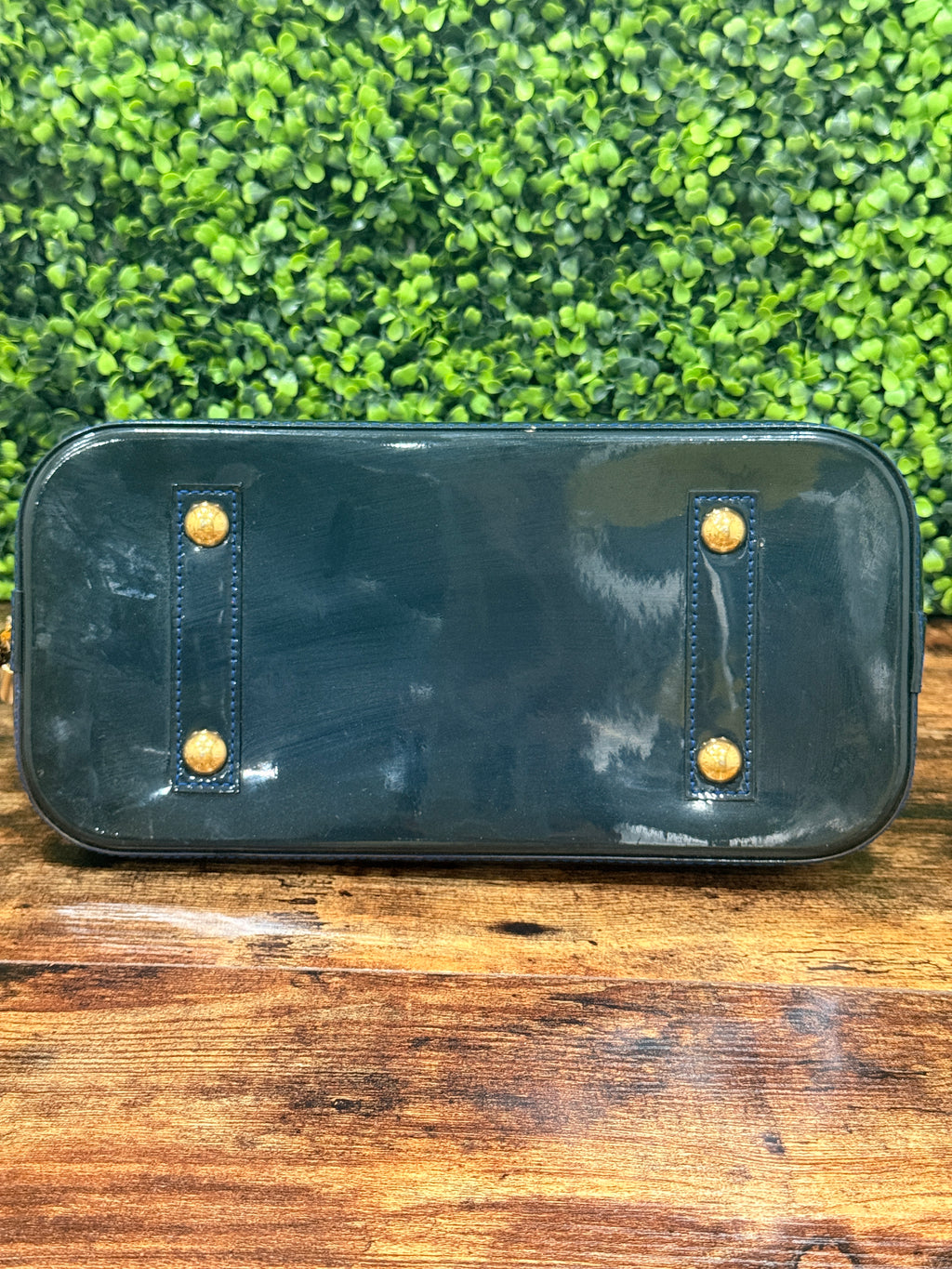 Louis Vuitton Alma Vernis Patent Monogram
