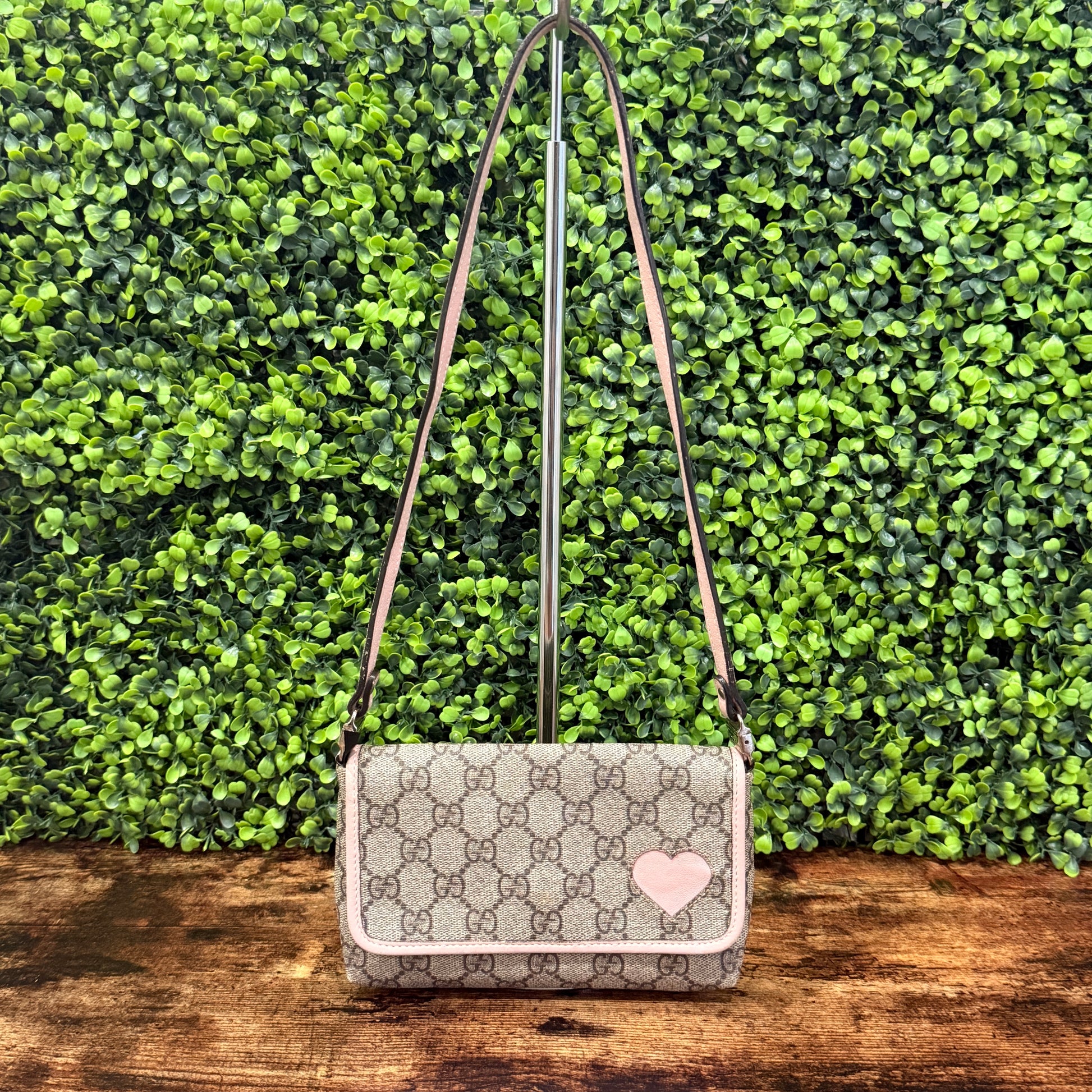 Gucci GG Canvas Heart Bit Pink Canvas Bag
