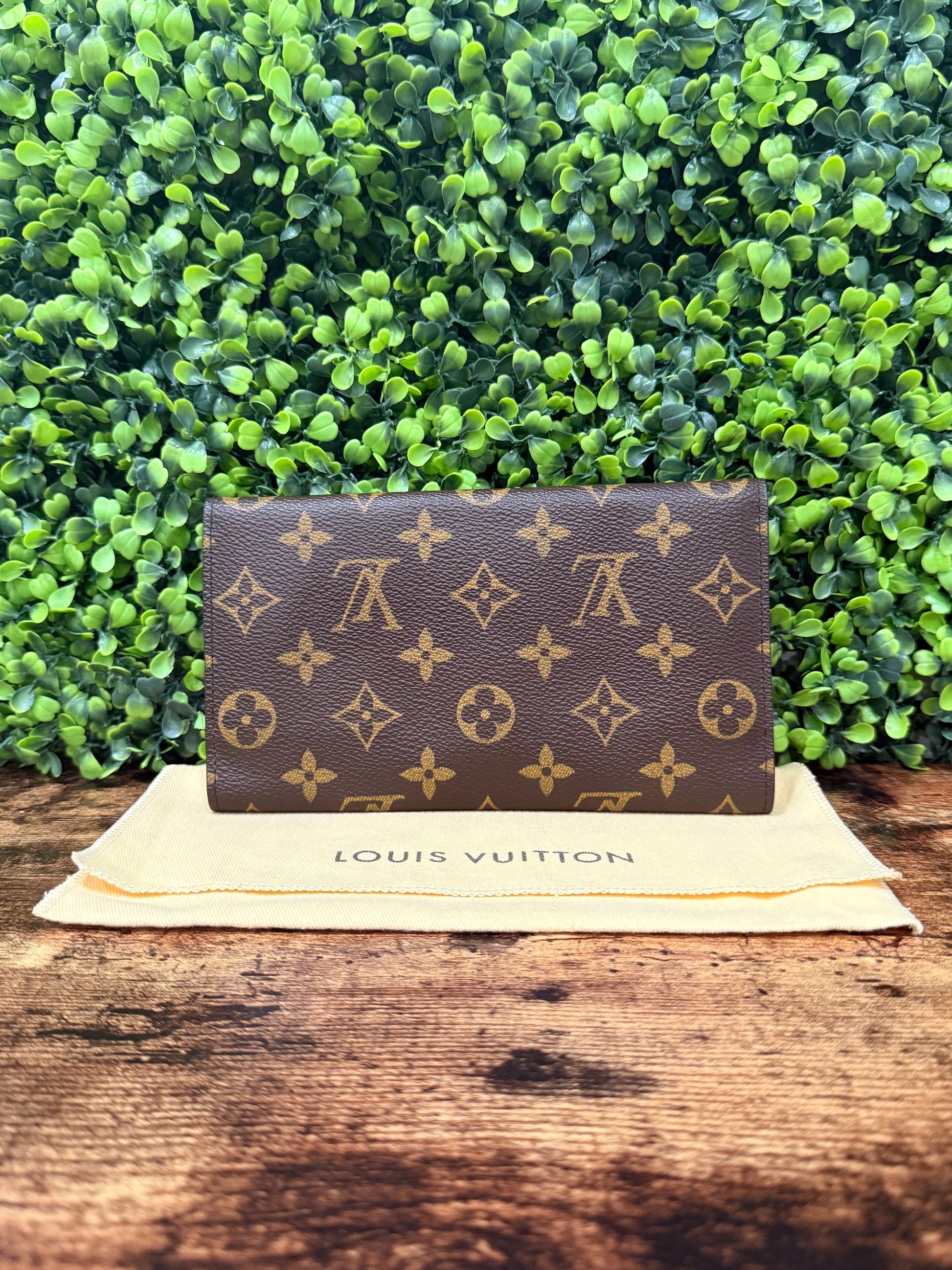 Louis Vuitton Porte Tresor International  Wallet Monogram