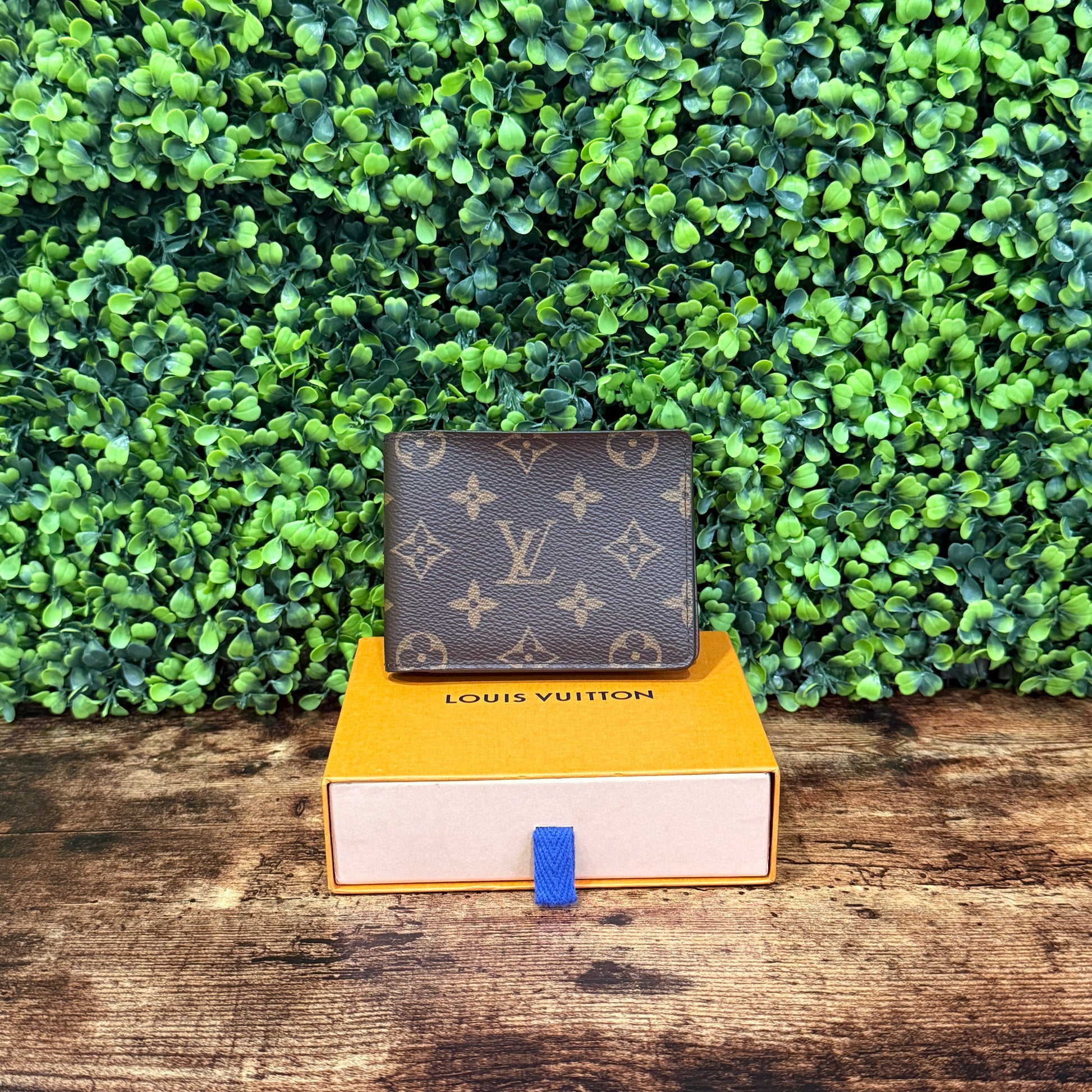 Louis Vuitton Multiple Wallet Monogram