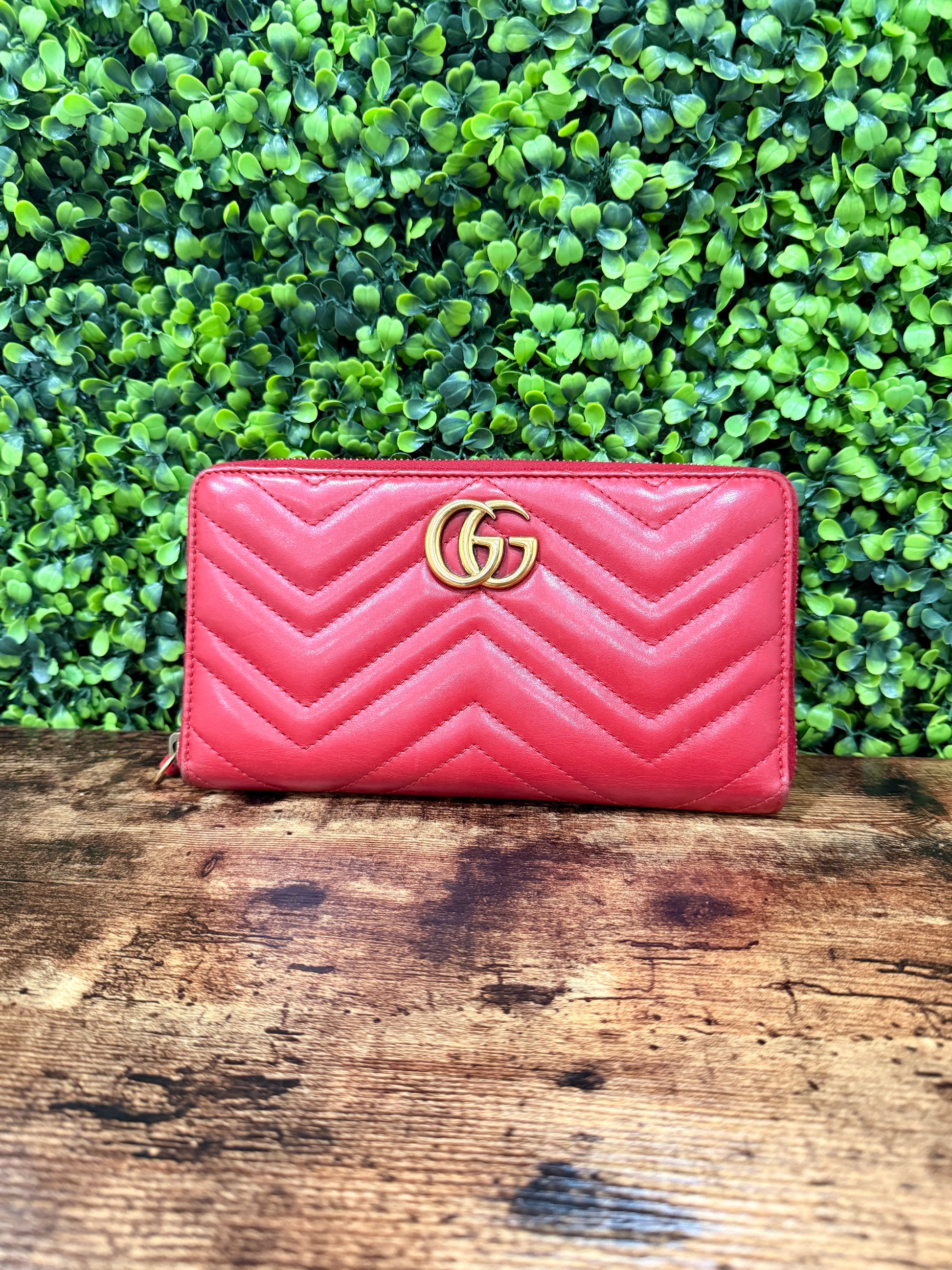 Gucci Marmont Red Wallet