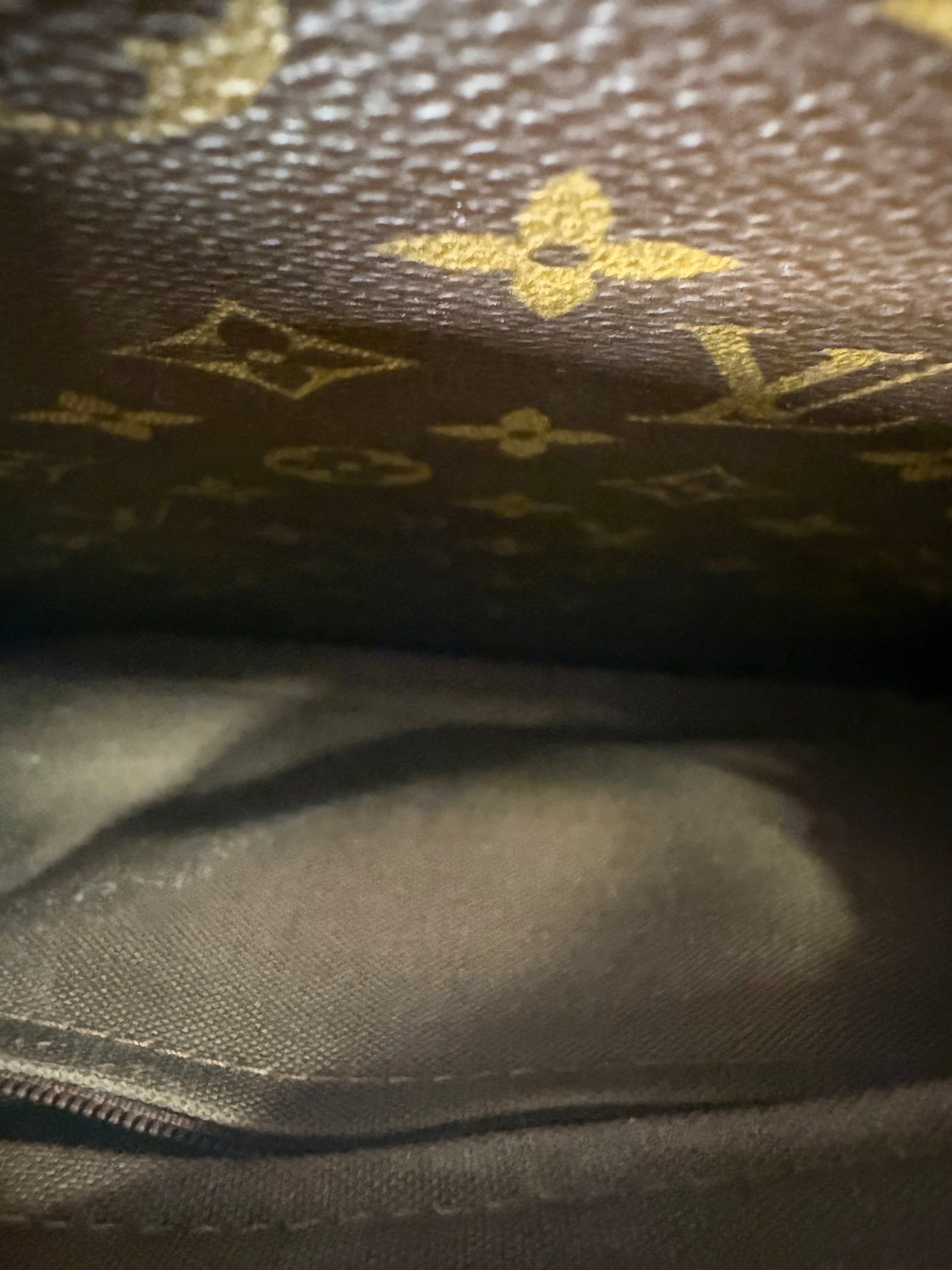 Louis Vuitton Pegase 55 Monogram