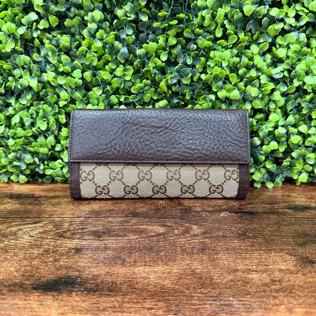Gucci Continental Wallet Canva