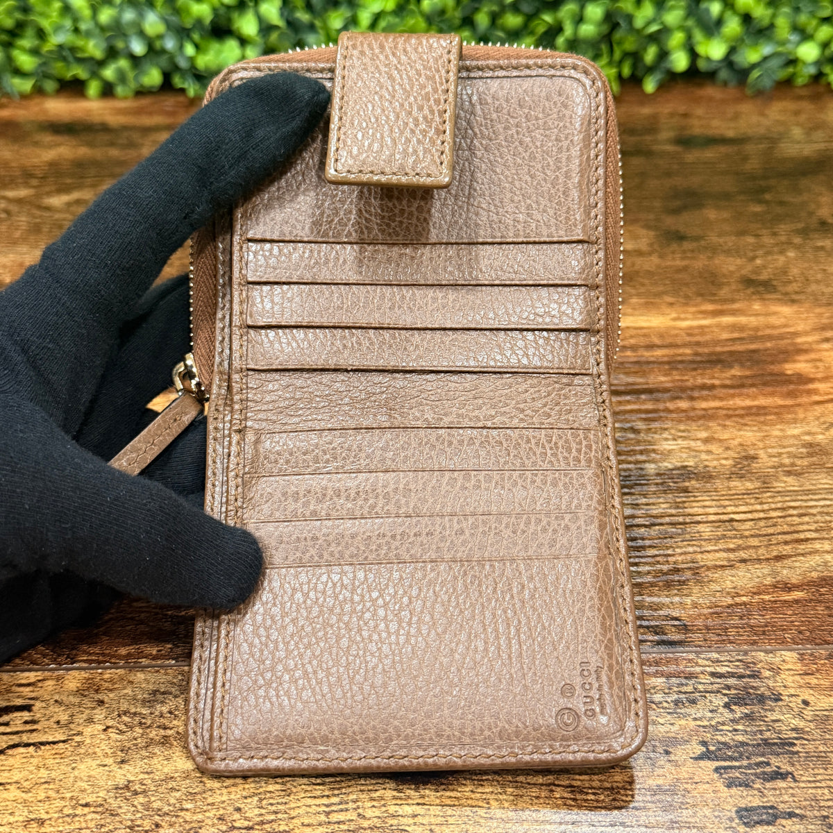 Gucci Beige Bifold Compact Wallet