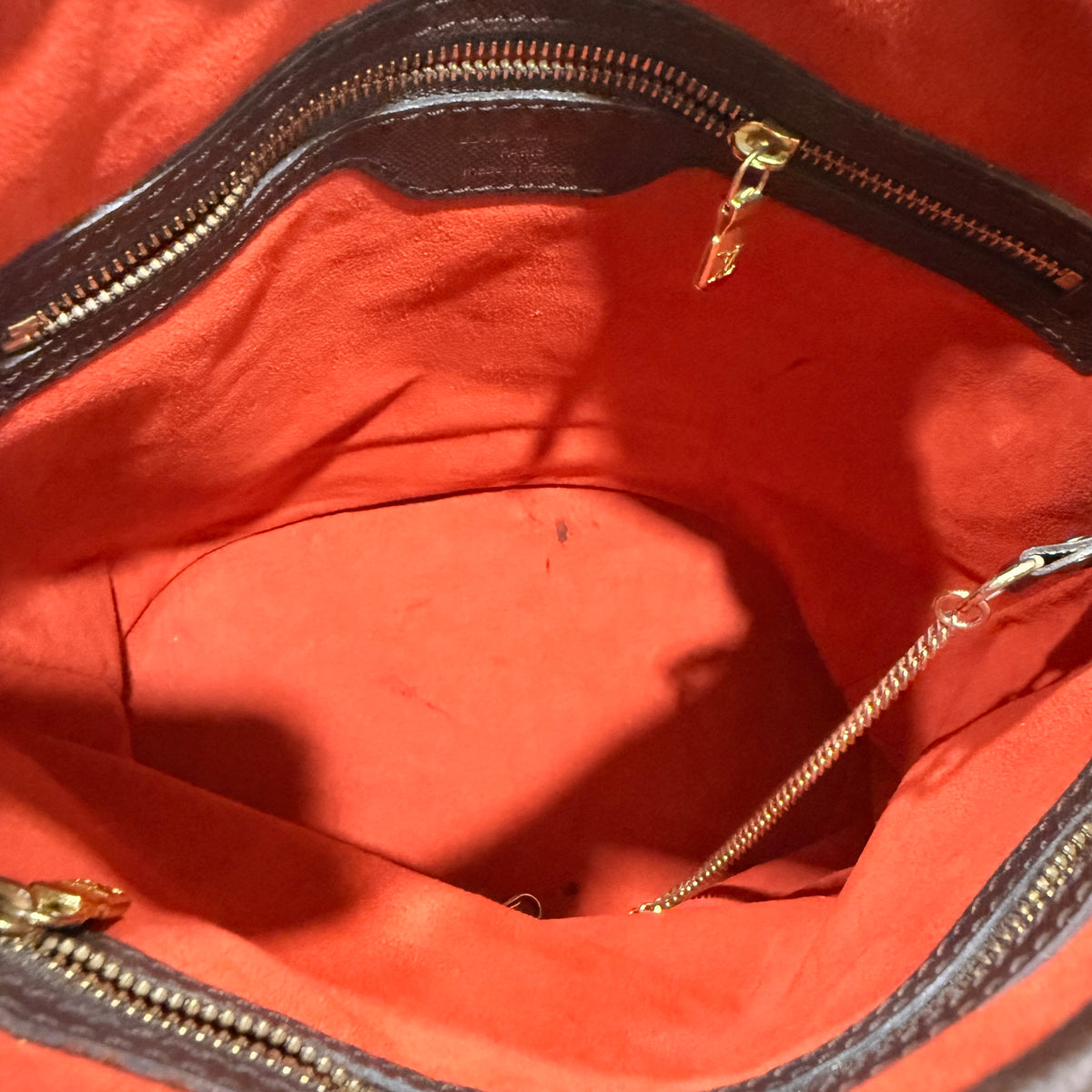 Louis Vuitton Marais Bucket Bag Damier Ebene
