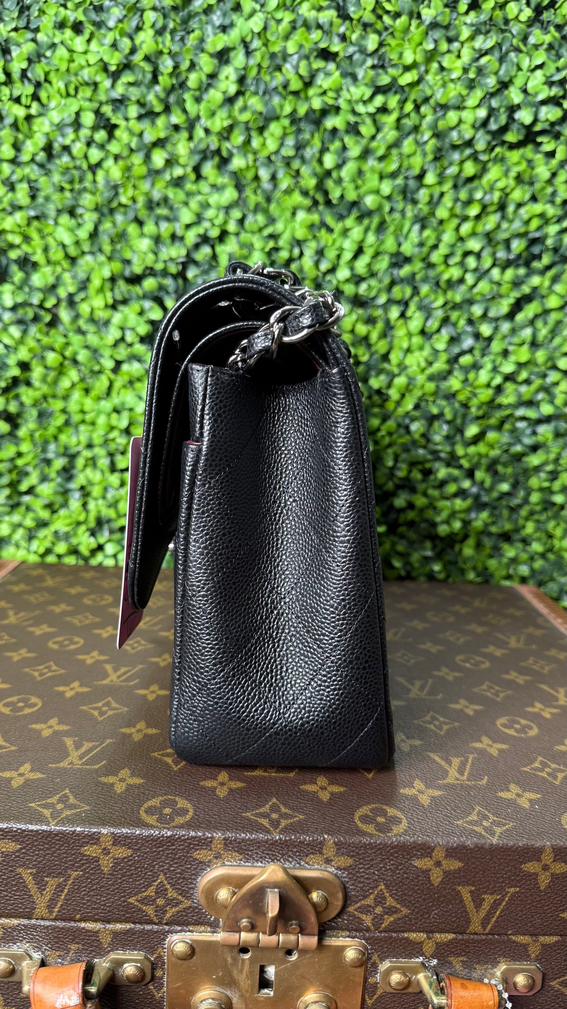 Chanel Jumbo Classic Double Flap