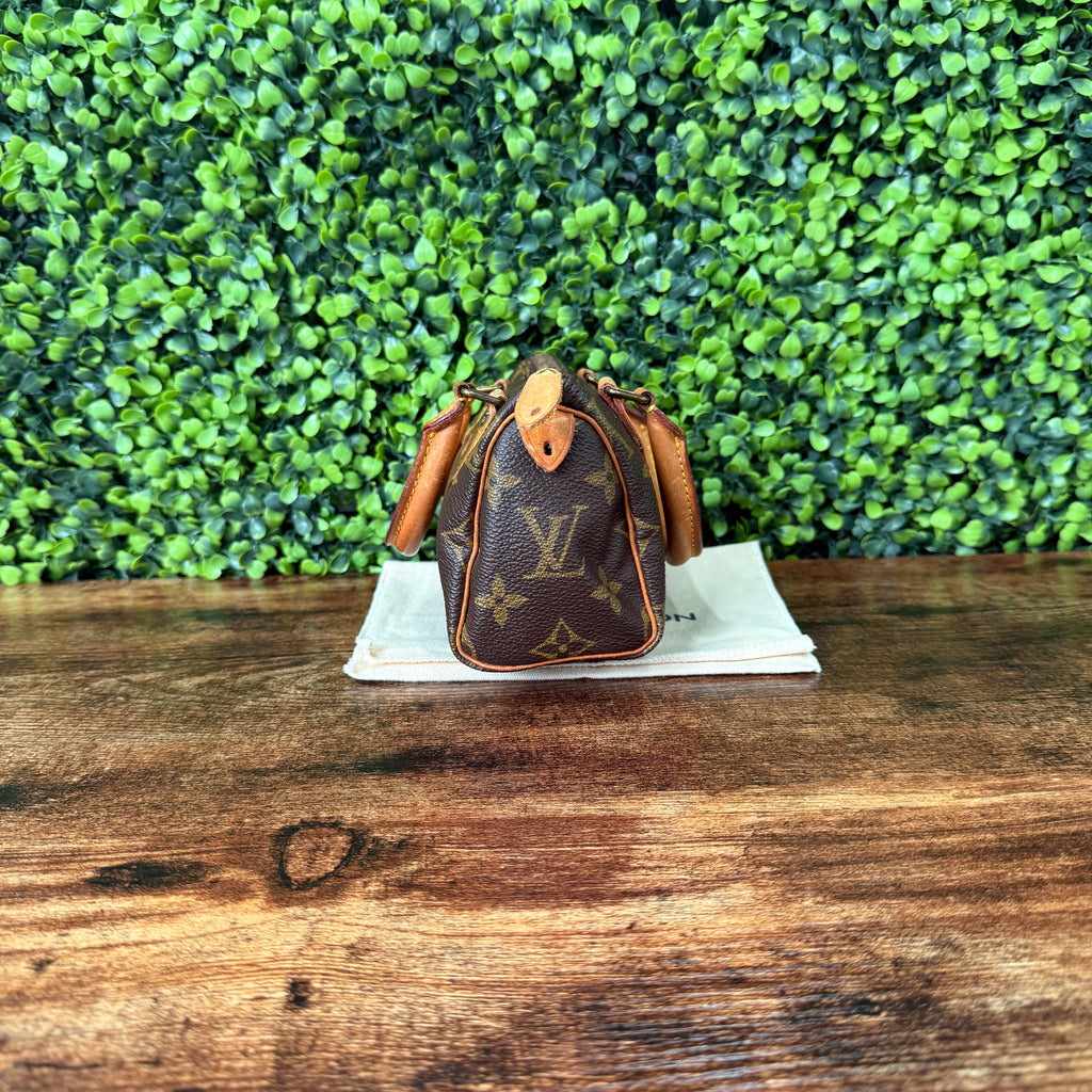Louis Vuitton Monogram Mini Speedy