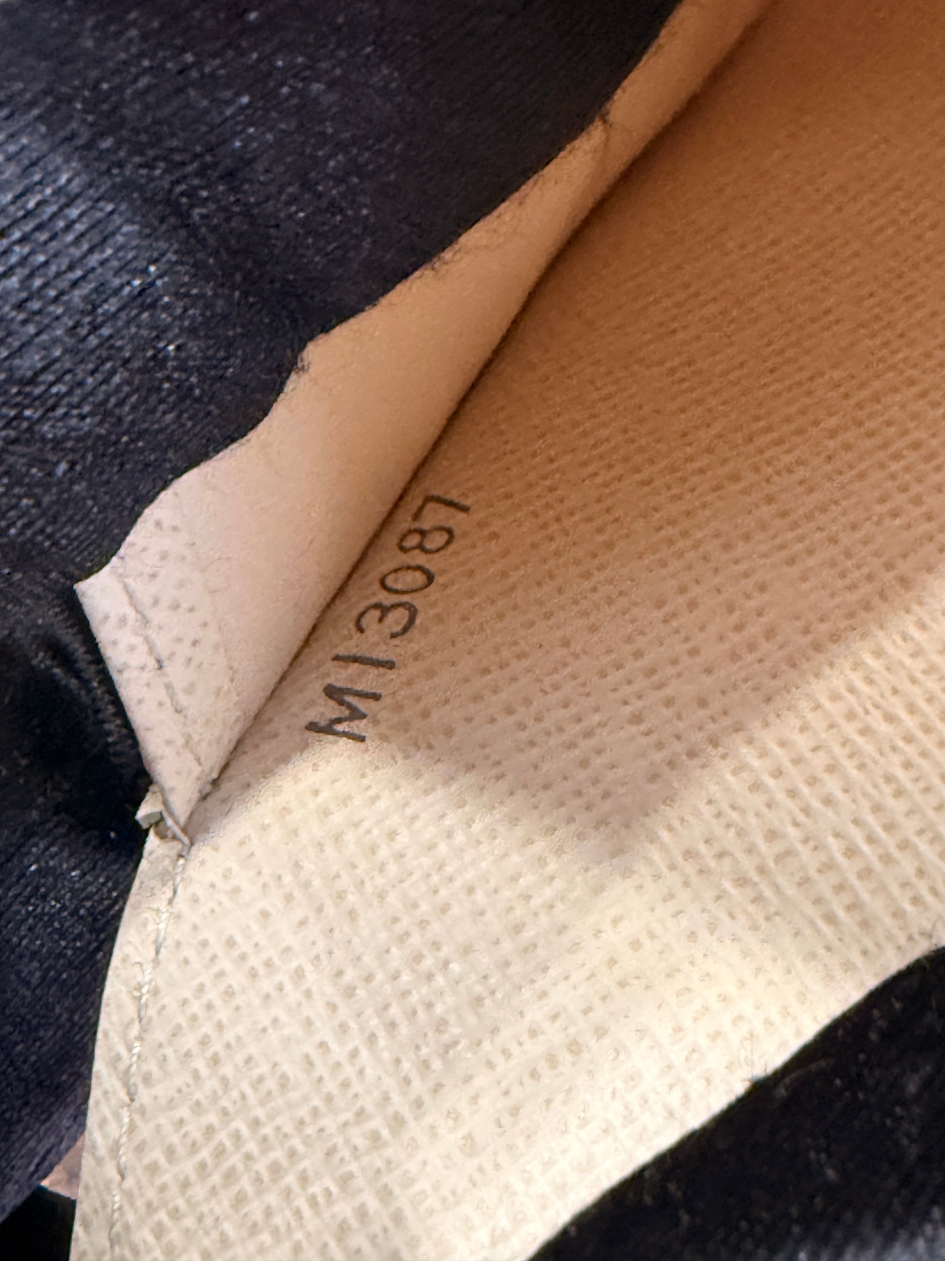 Louis Vuitton Sarah Wallet Damier Azur