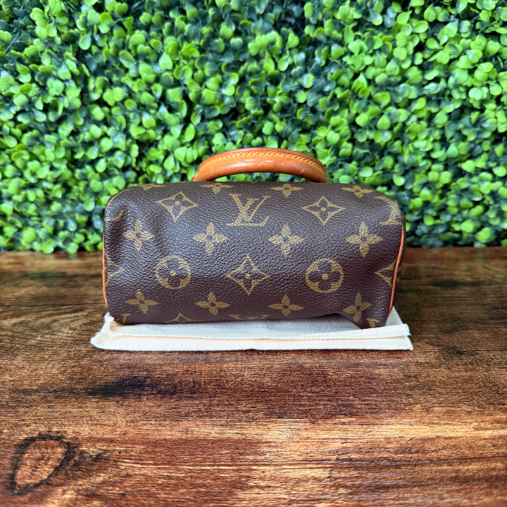 Louis Vuitton Monogram Mini Speedy