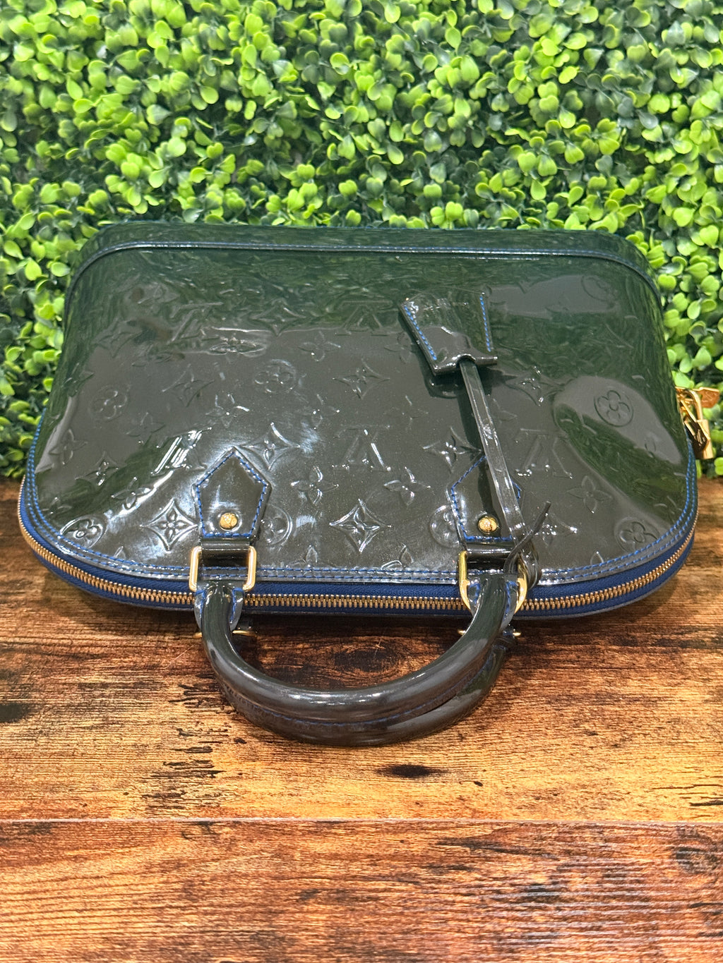 Louis Vuitton Alma Vernis Patent Monogram
