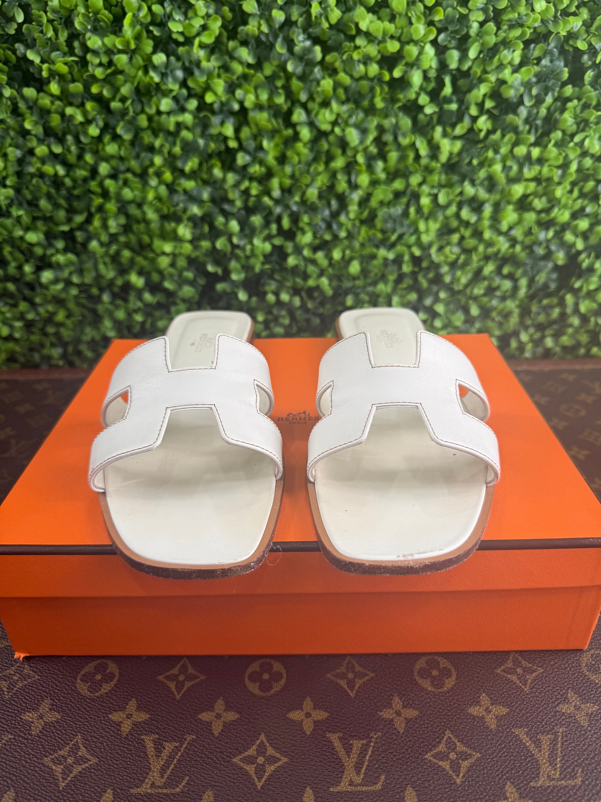 Hermes Oran Leather Sandals White