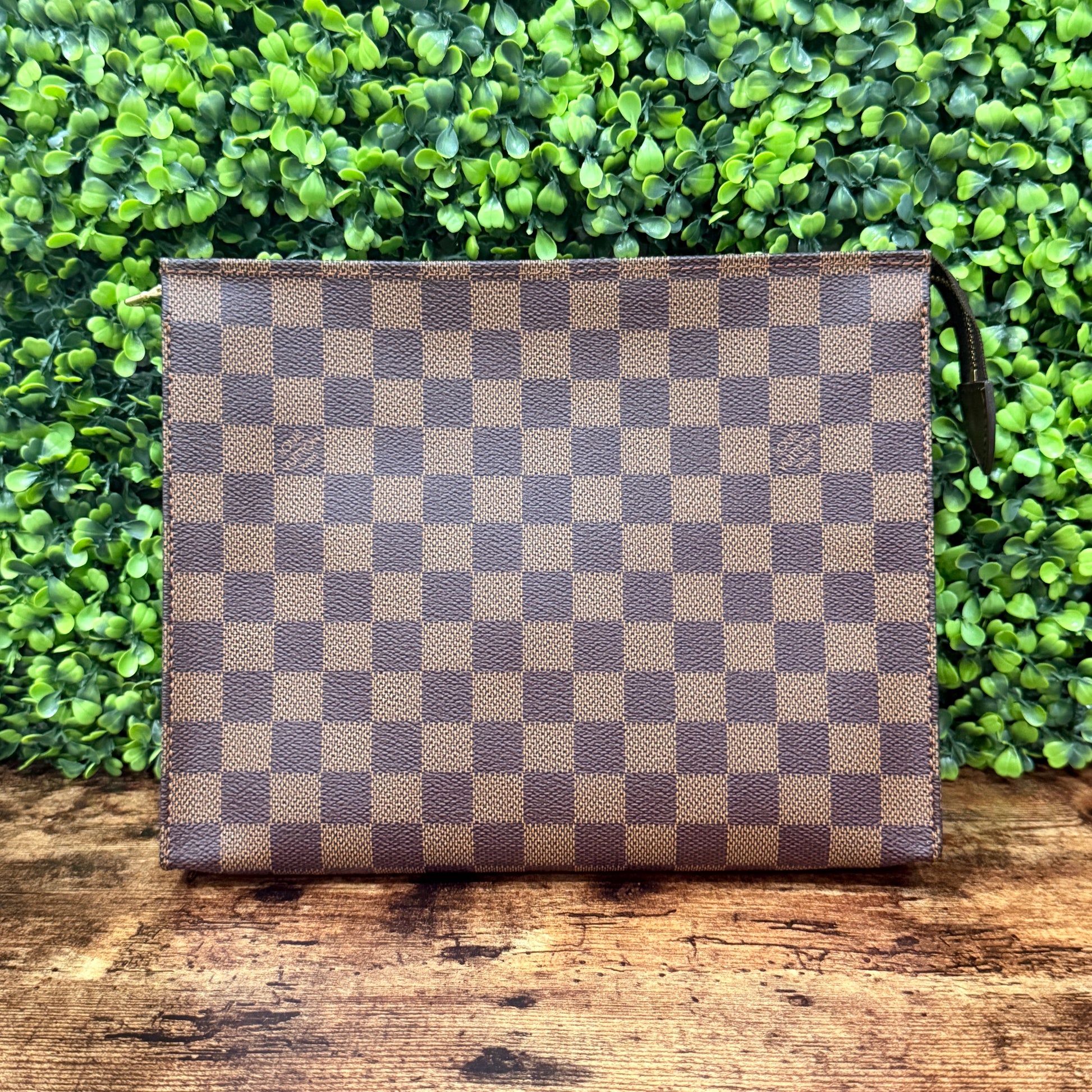 Louis Vuitton Damier Ebene Toiletry Pouch 26