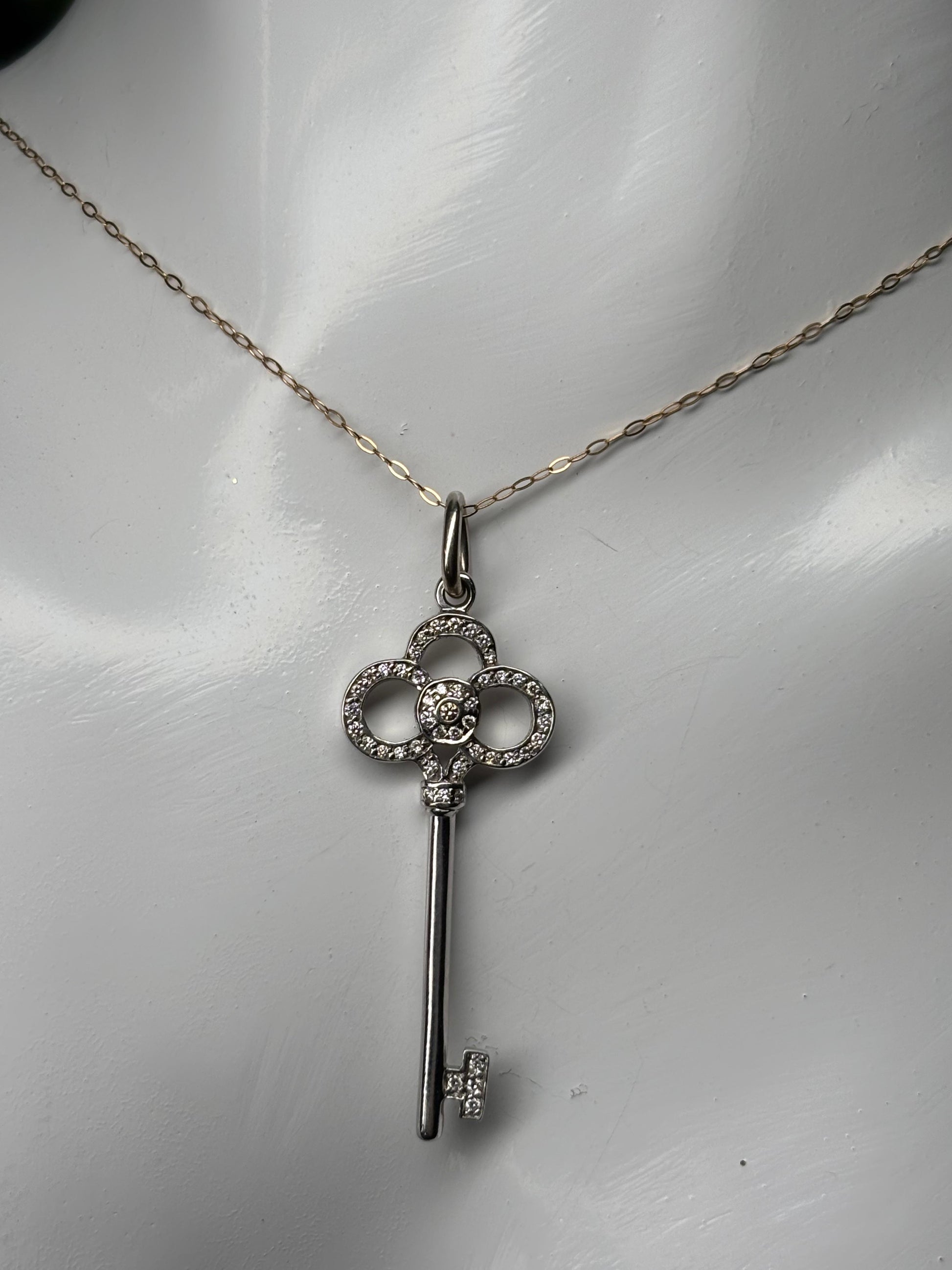 Tiffany White Gold 18K Pendant Crown Key