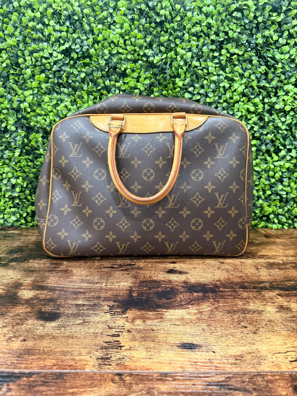 Louis Vuitton Deauville Monogram
