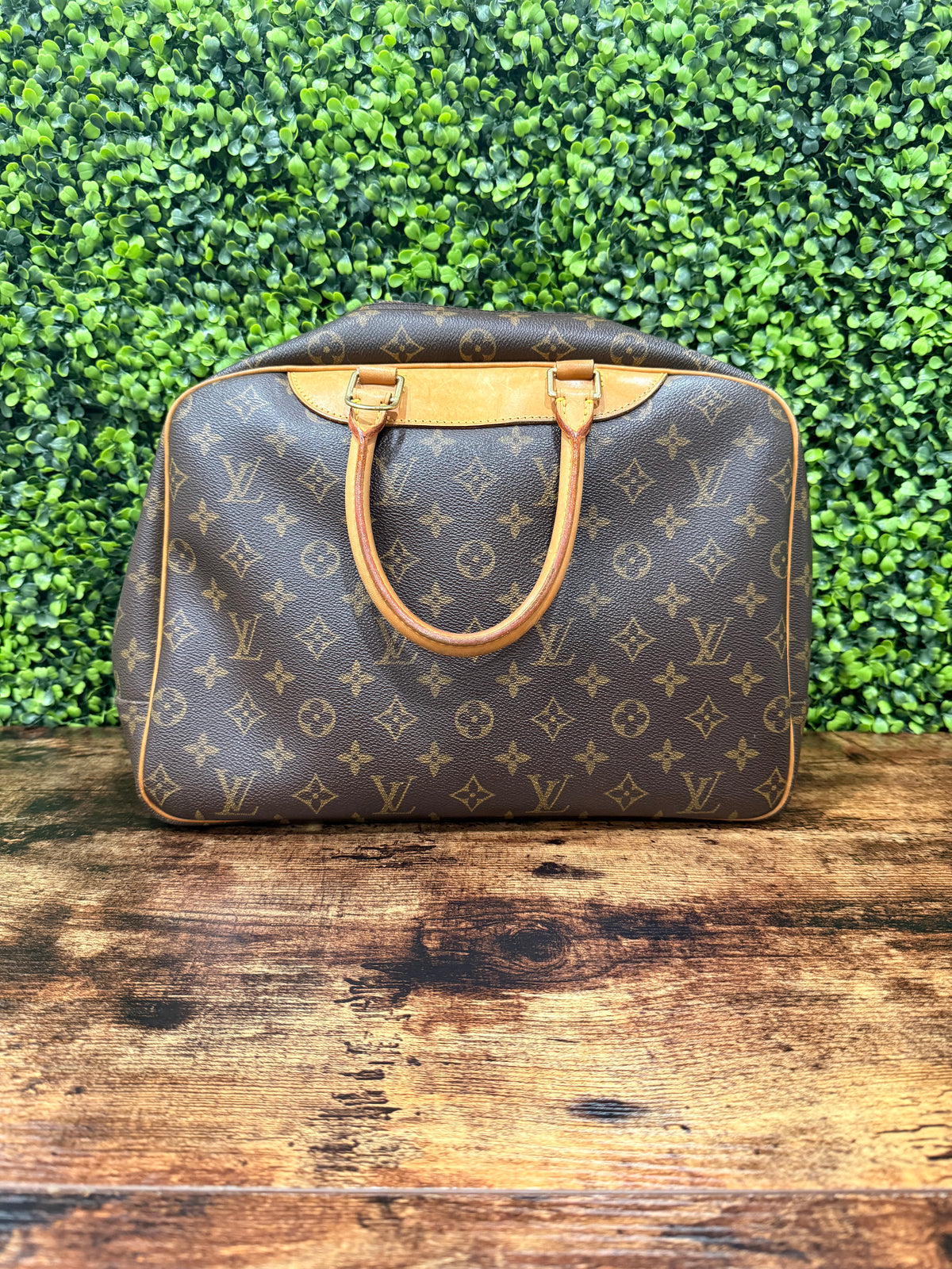 Louis Vuitton Deauville Monogram