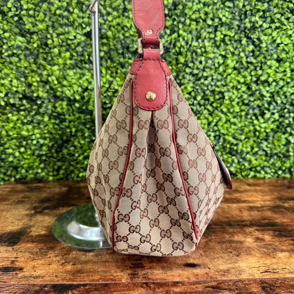 Gucci Sukey Canvas Hobo Medium