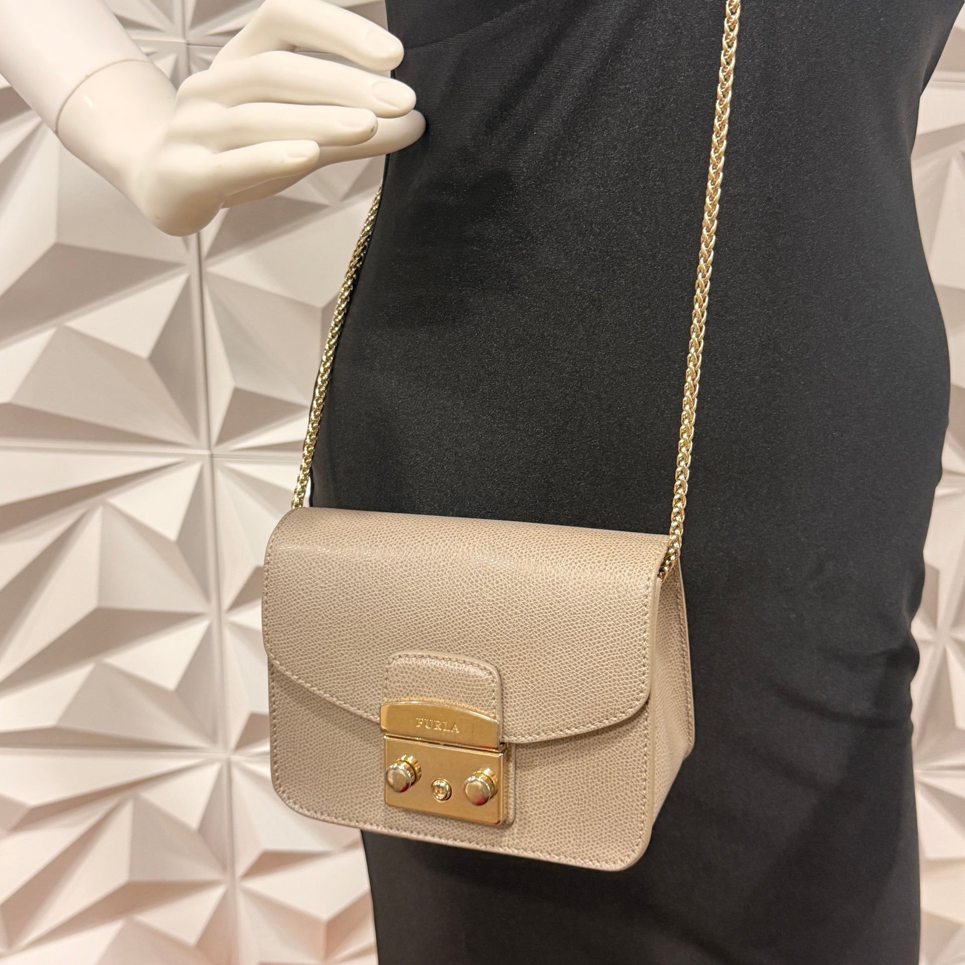 Furla Metropolis Mini Crossbody
