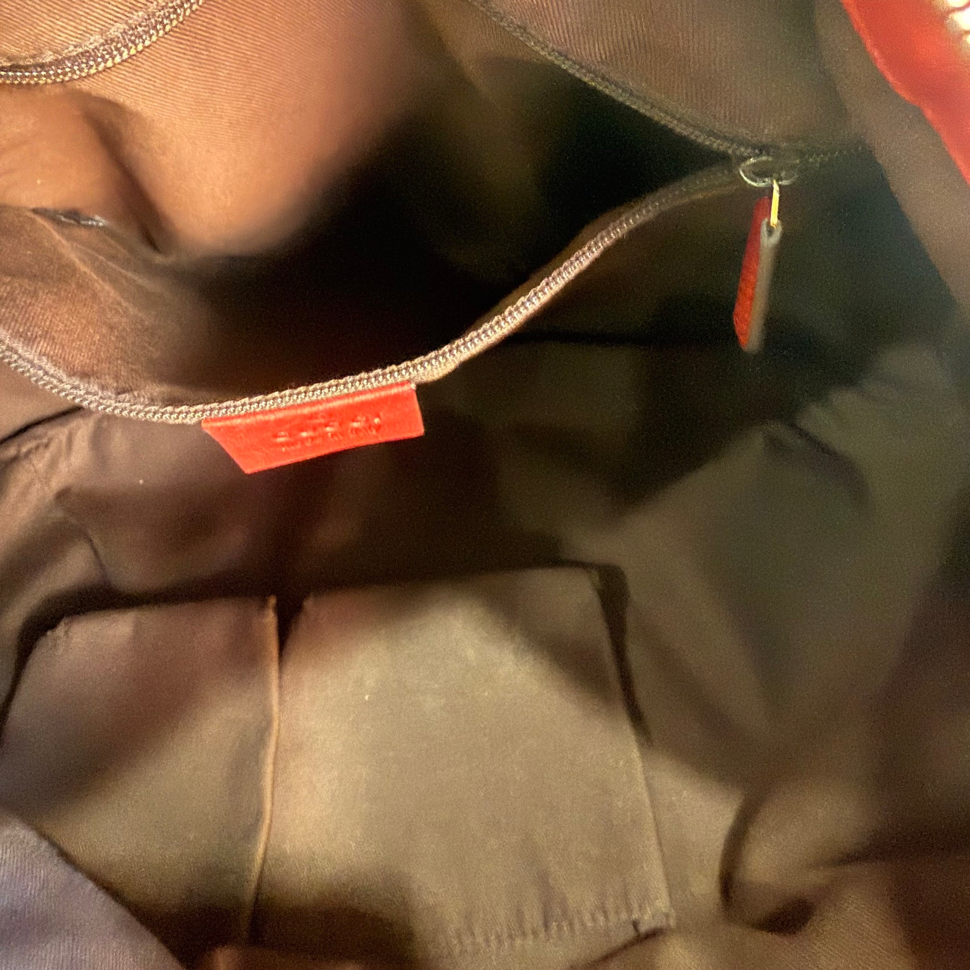 Gucci Sukey Canvas Hobo Medium