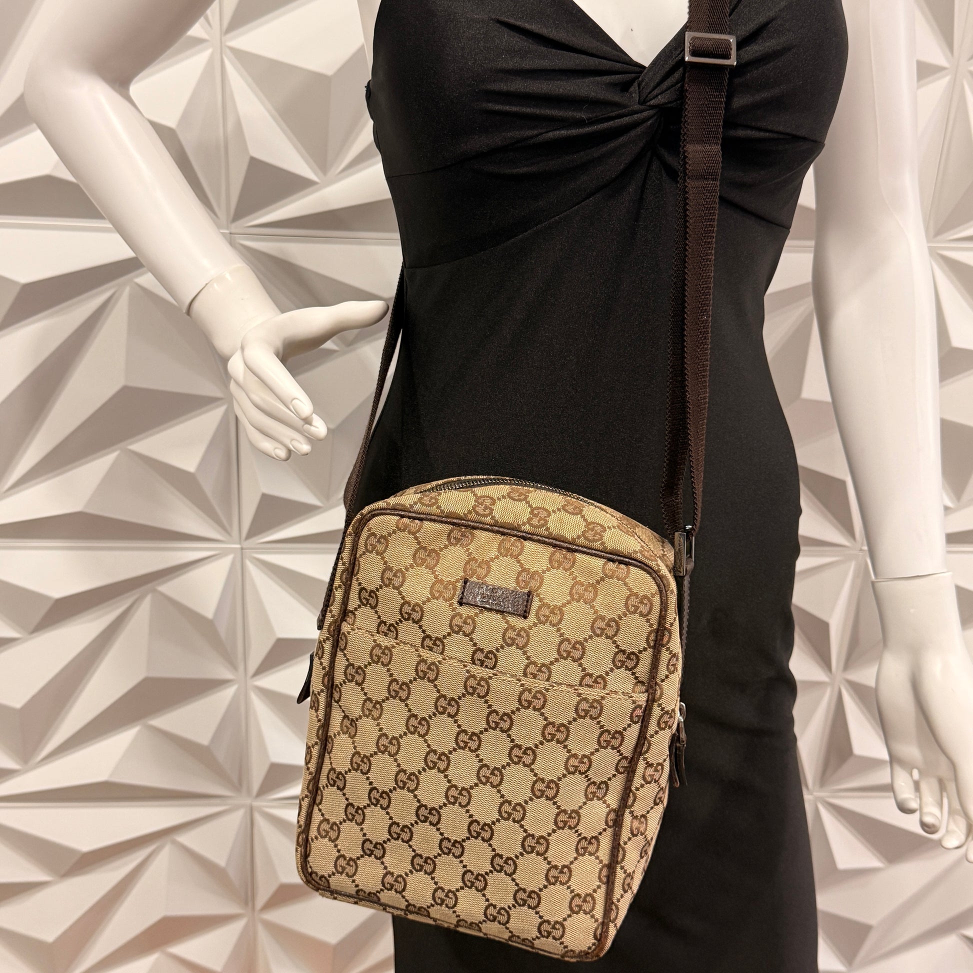 Gucci GG Canvas Small Crossbody