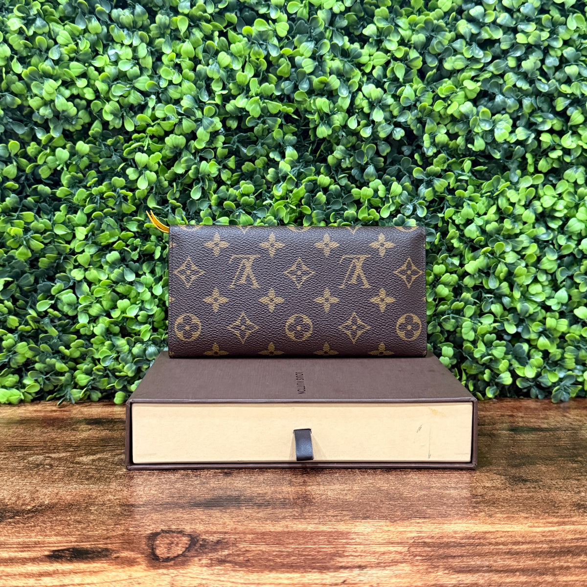 Louis Vuitton Josephine Wallet