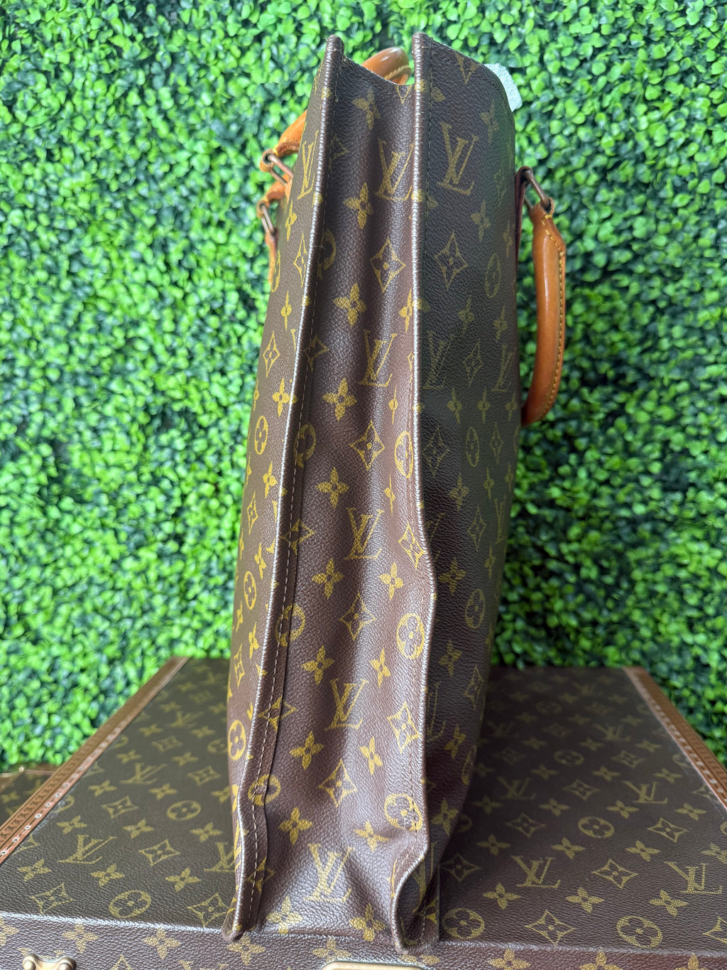 Louis Vuitton Sac Plat Monogram