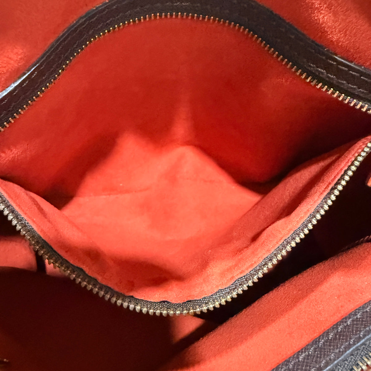 Louis Vuitton Marais Bucket Bag Damier Ebene