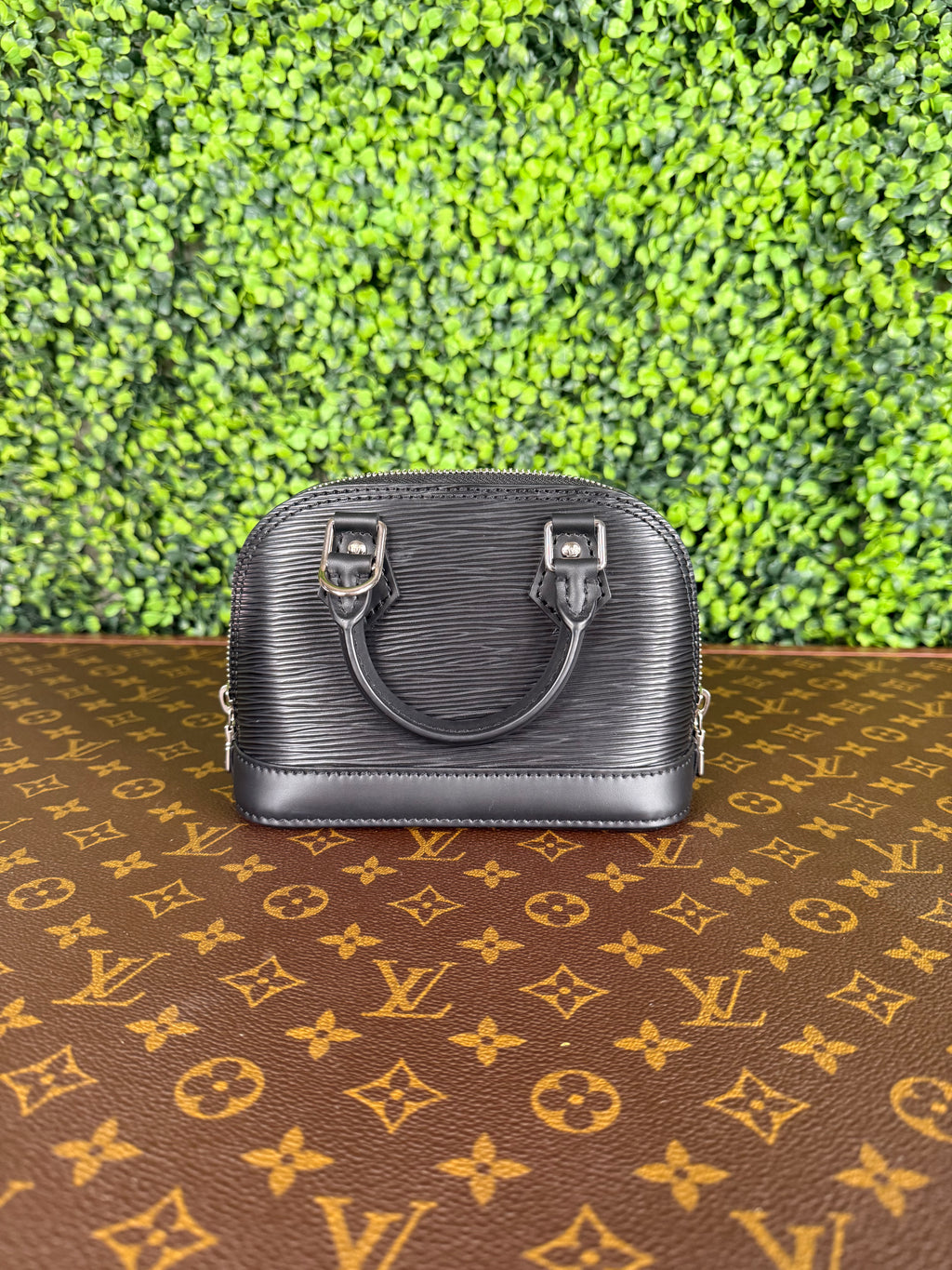 Louis Vuitton Alma Nano Epi Leather