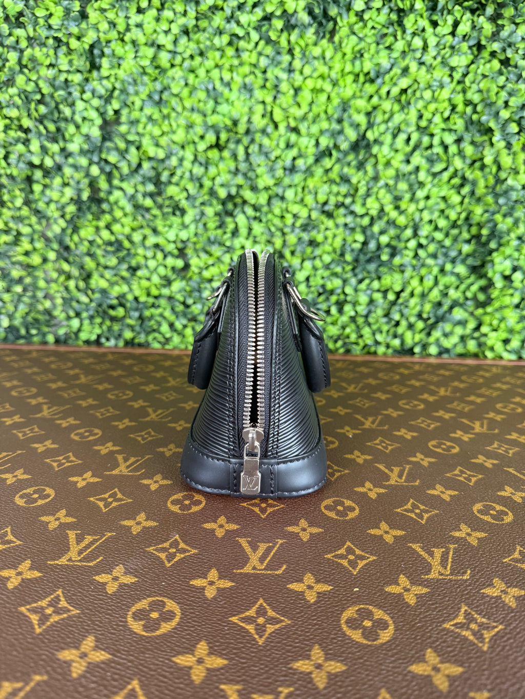 Louis Vuitton Alma Nano Epi Leather