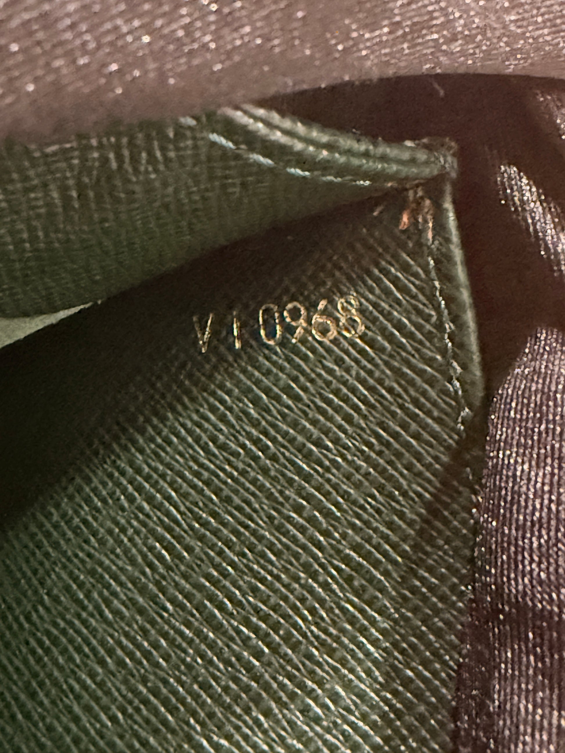 Louis Vuitton Taiga Serviette Clado Briefcase