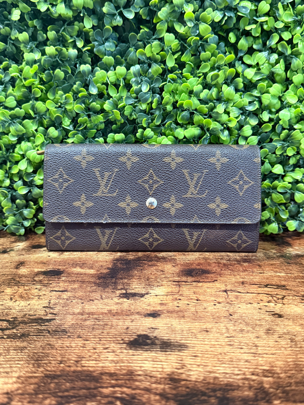 Louis Vuitton Sarah Wallet Monogram