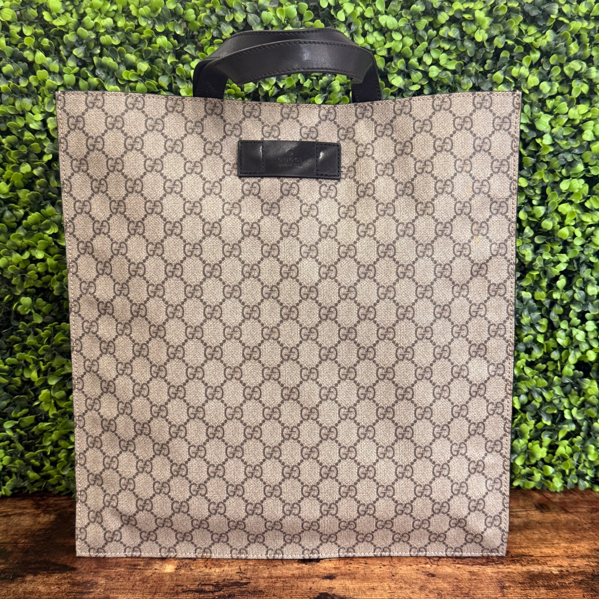 Gucci GG Supreme Tote Bag