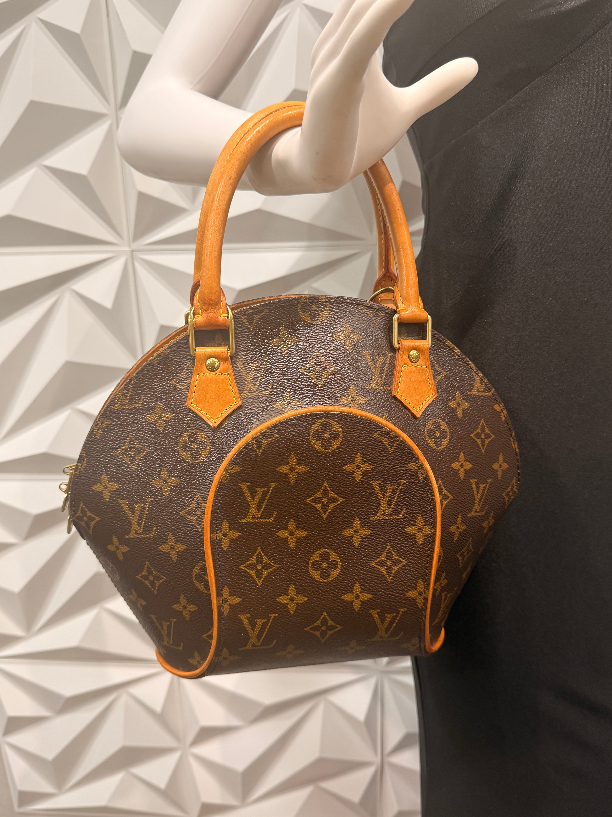 Louis Vuitton Ellipse PM Monogram