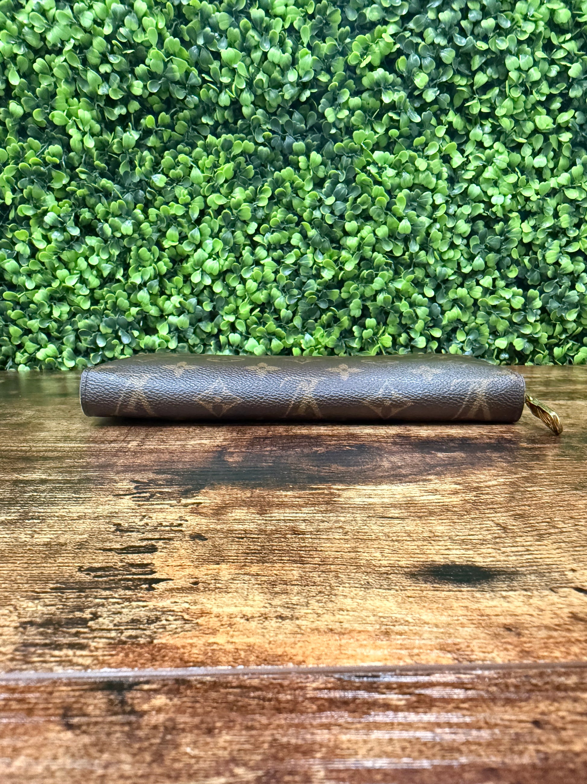 Louis Vuitton Organizer Wallet Monogram