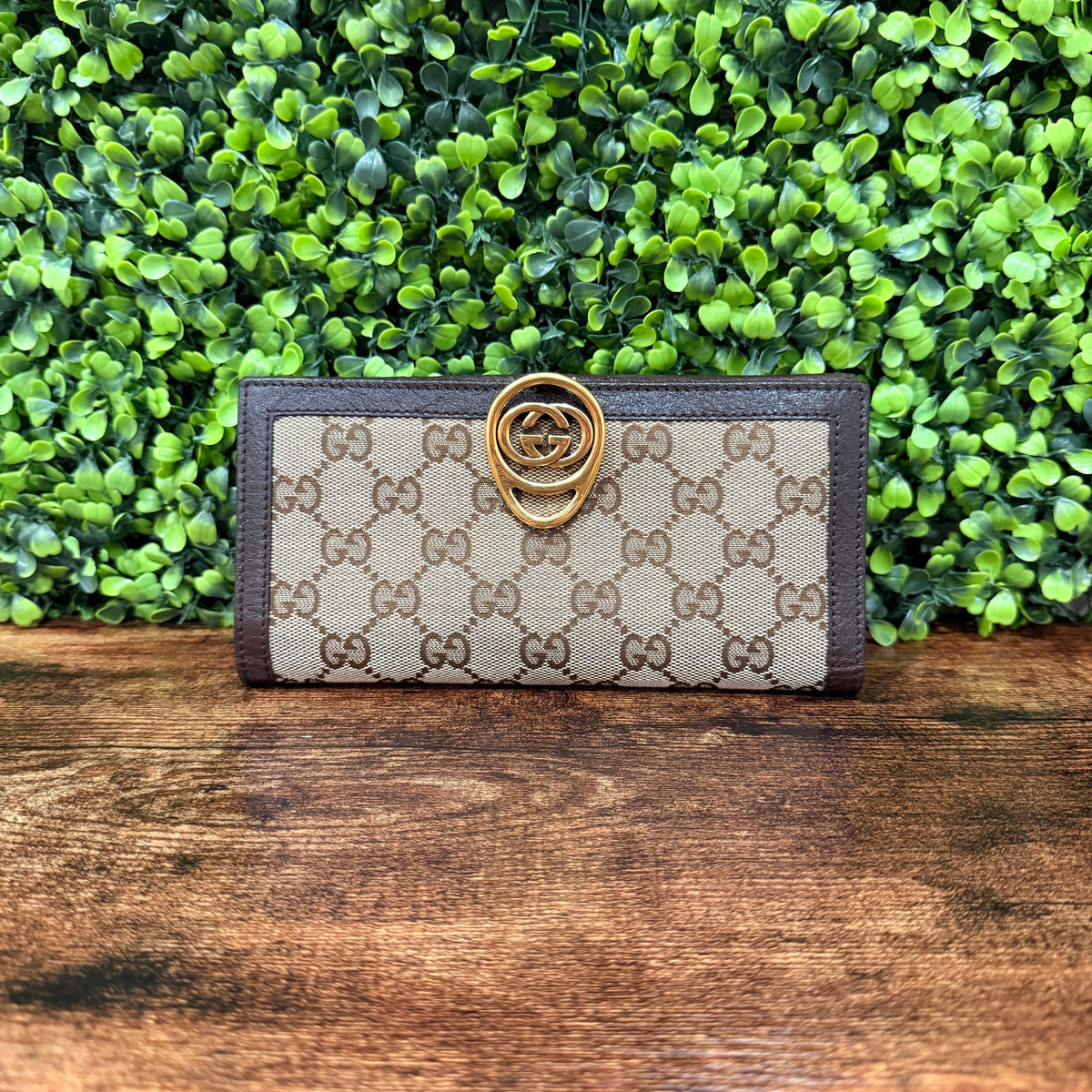 Gucci Continental Wallet Canva