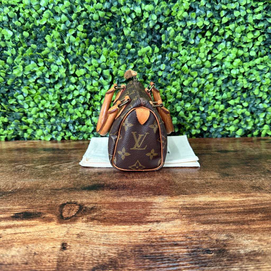 Louis Vuitton Monogram Mini Speedy