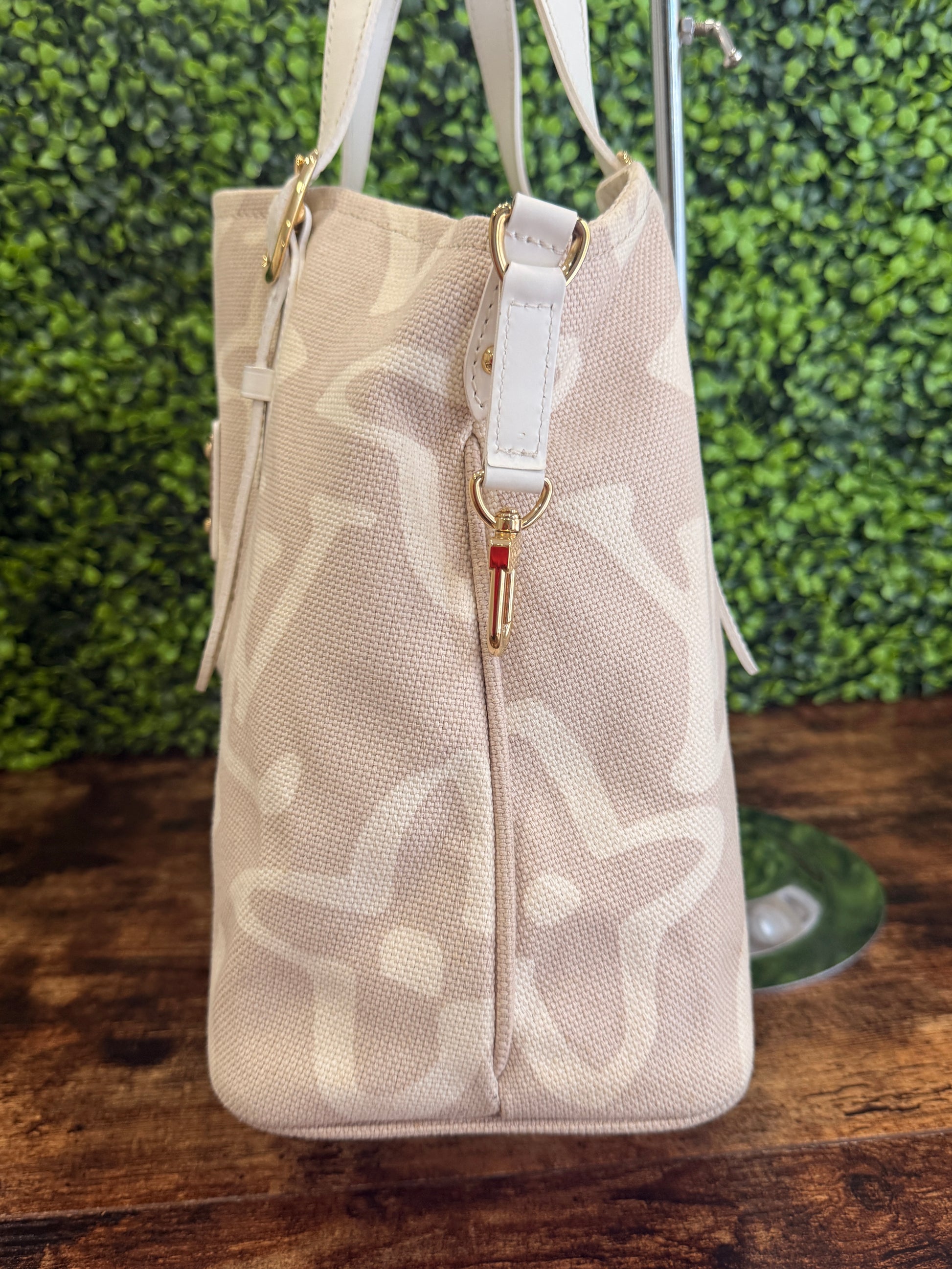 Louis Vuitton Tahitienne Cabas PM Sandy