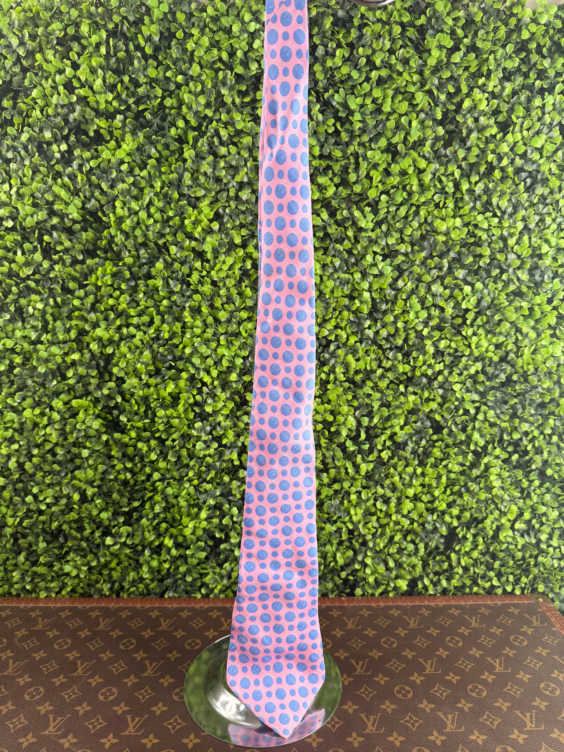 Chanel Dotted Pink Tie
