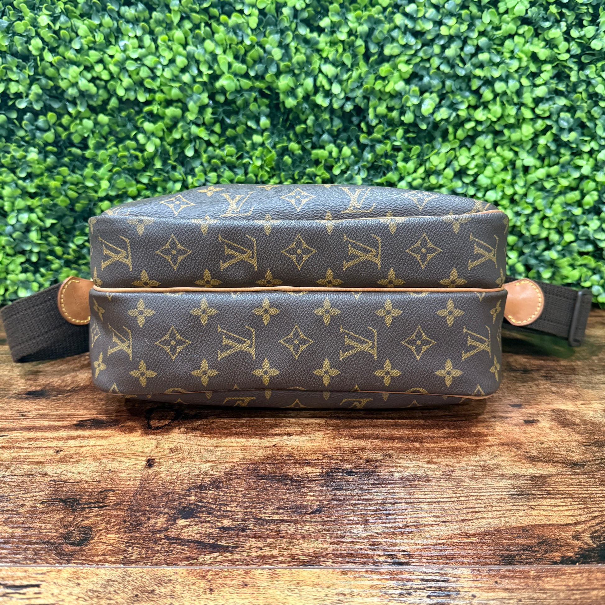 Louis Vuitton Crossbody Monogram