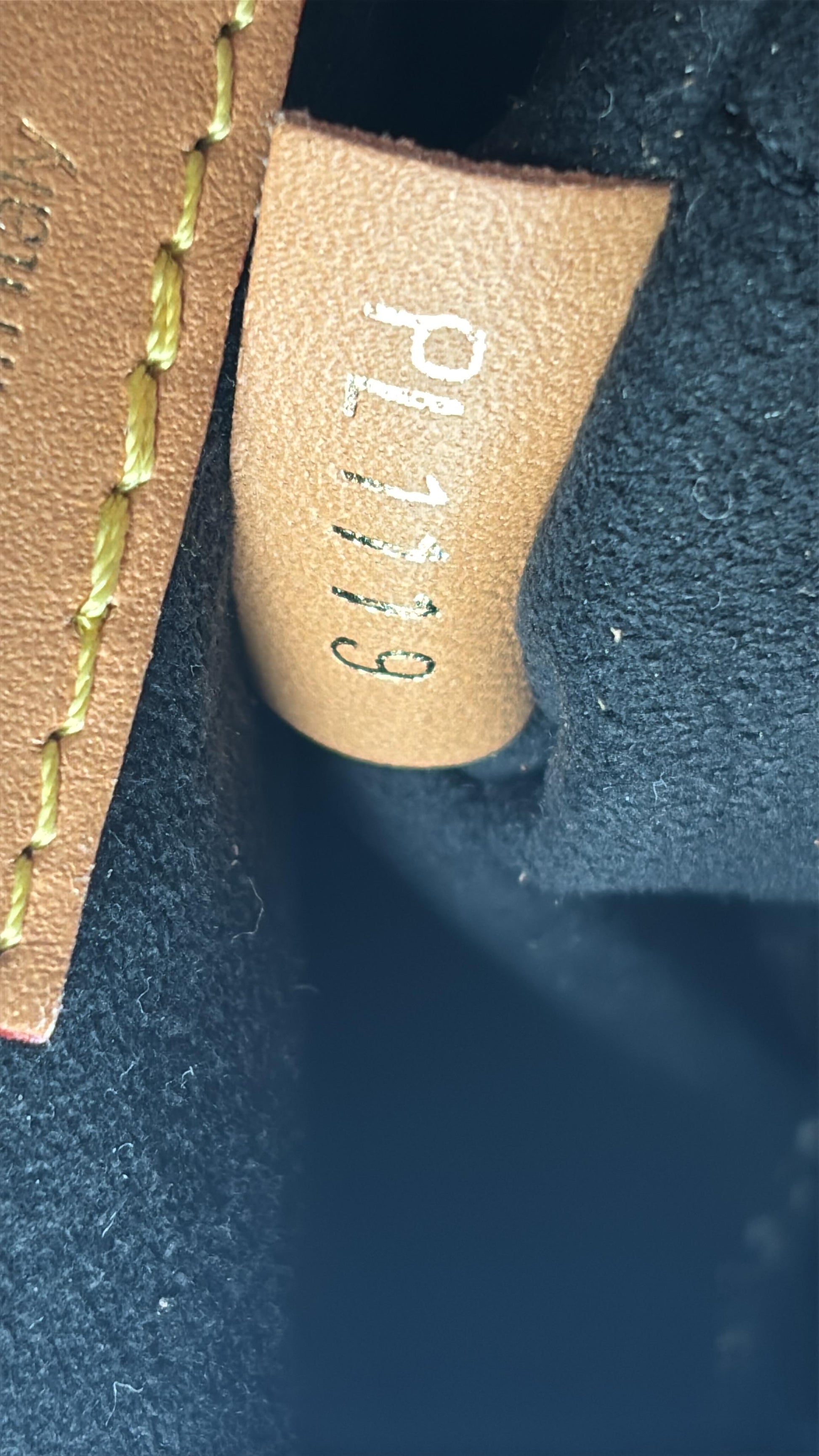 Louis Vuitton Boite Chapeau Monogram Reverse