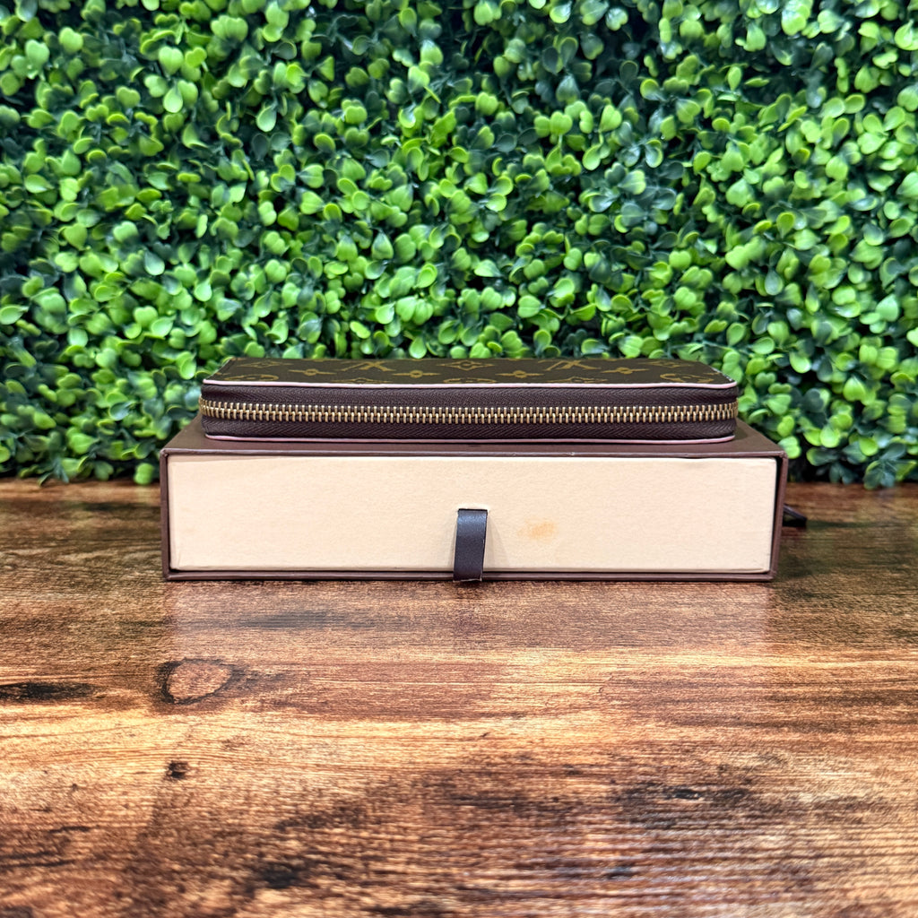 Louis Vuitton Portefeuille Clemence Long Wallet