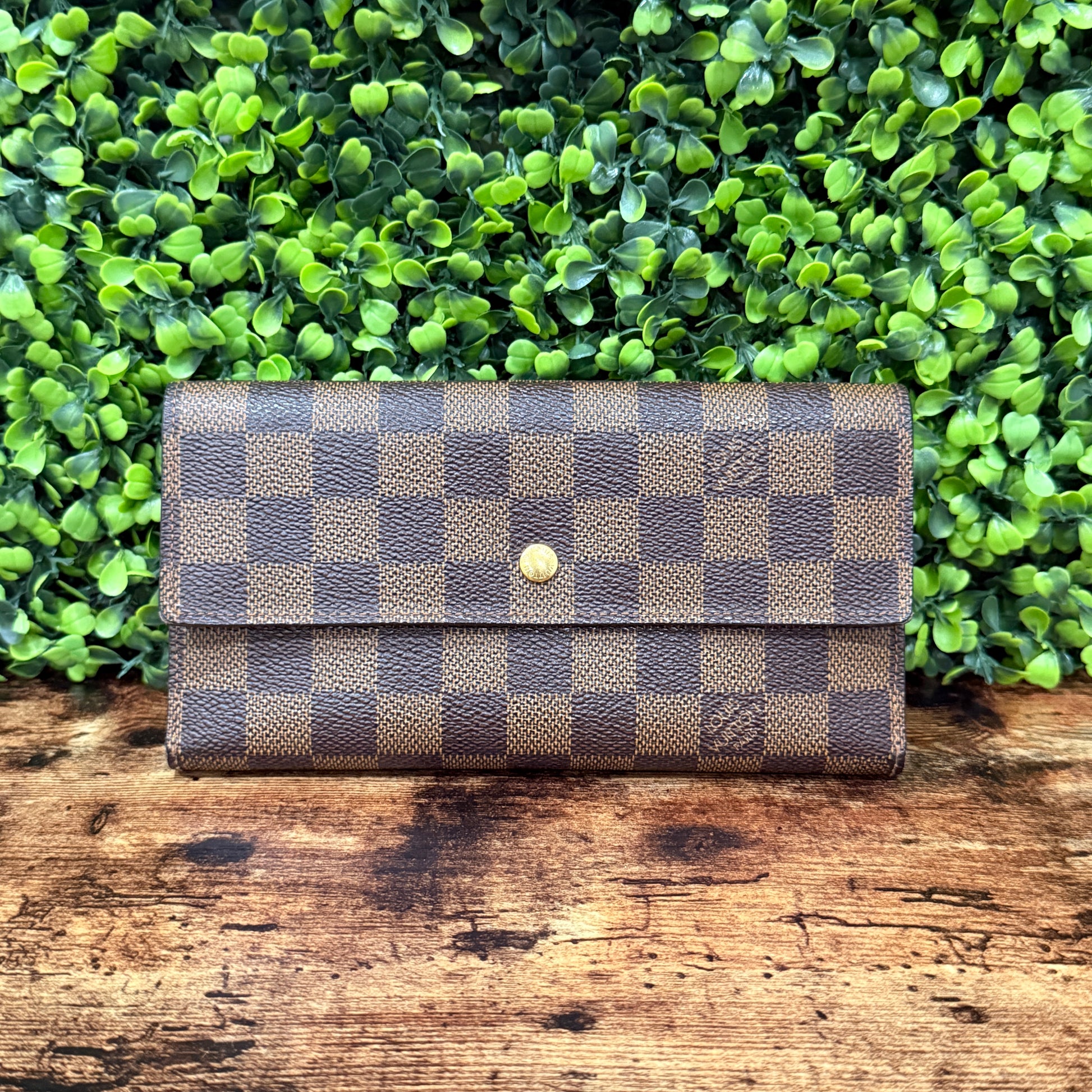 Louis Vuitton Sarah Wallet Damier Ebene