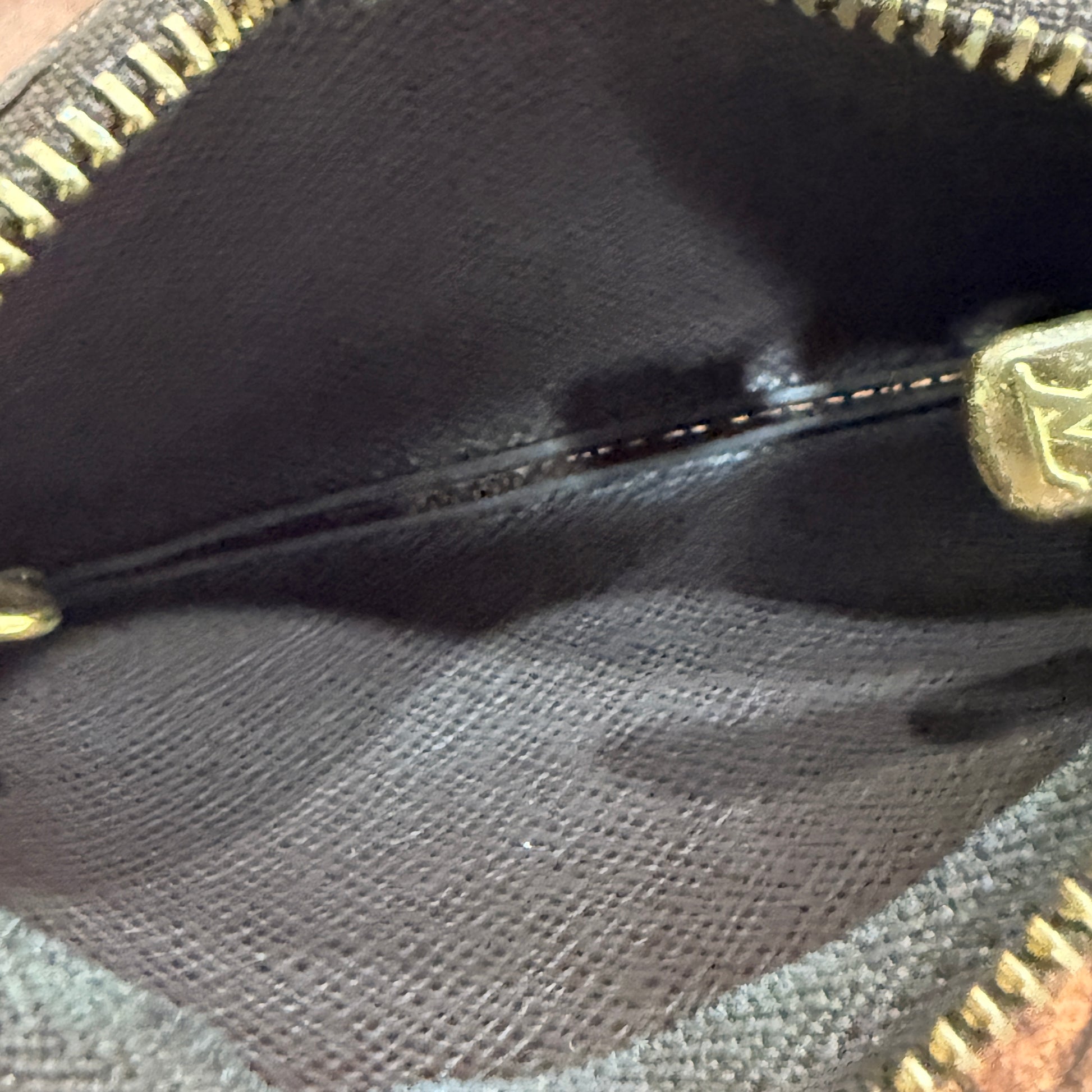 Louis Vuitton Key Pouch Damier Ebene