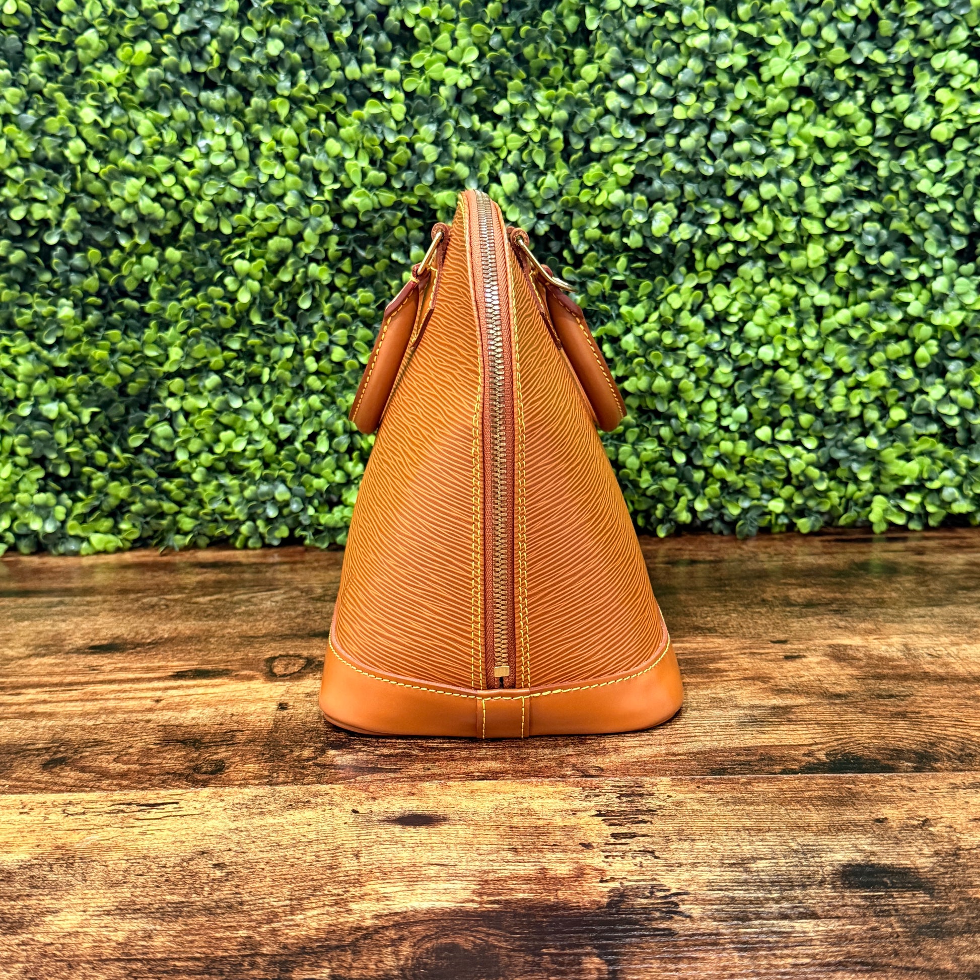 Louis Vuitton Tan Alma PM Epi