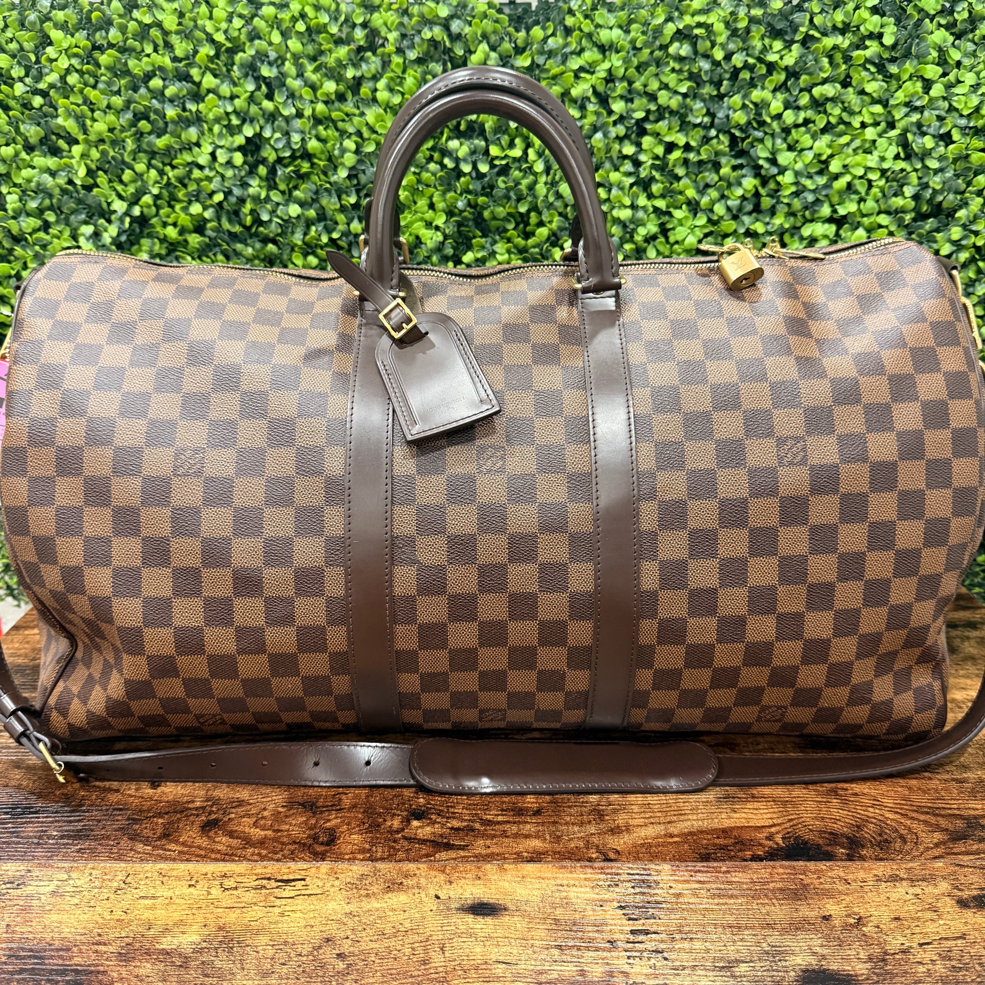 Louis Vuitton Keepall Damier Ebene w/Strap