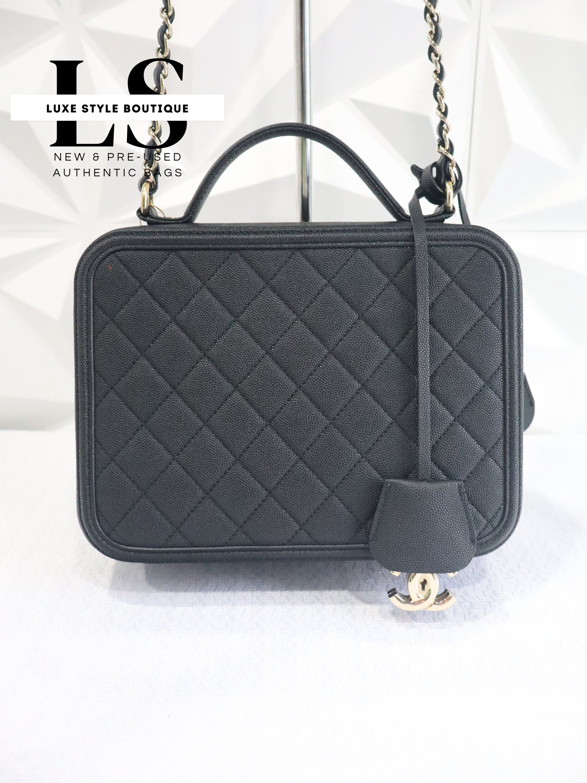 Chanel Filigree Quilted Caviar Vanity Case