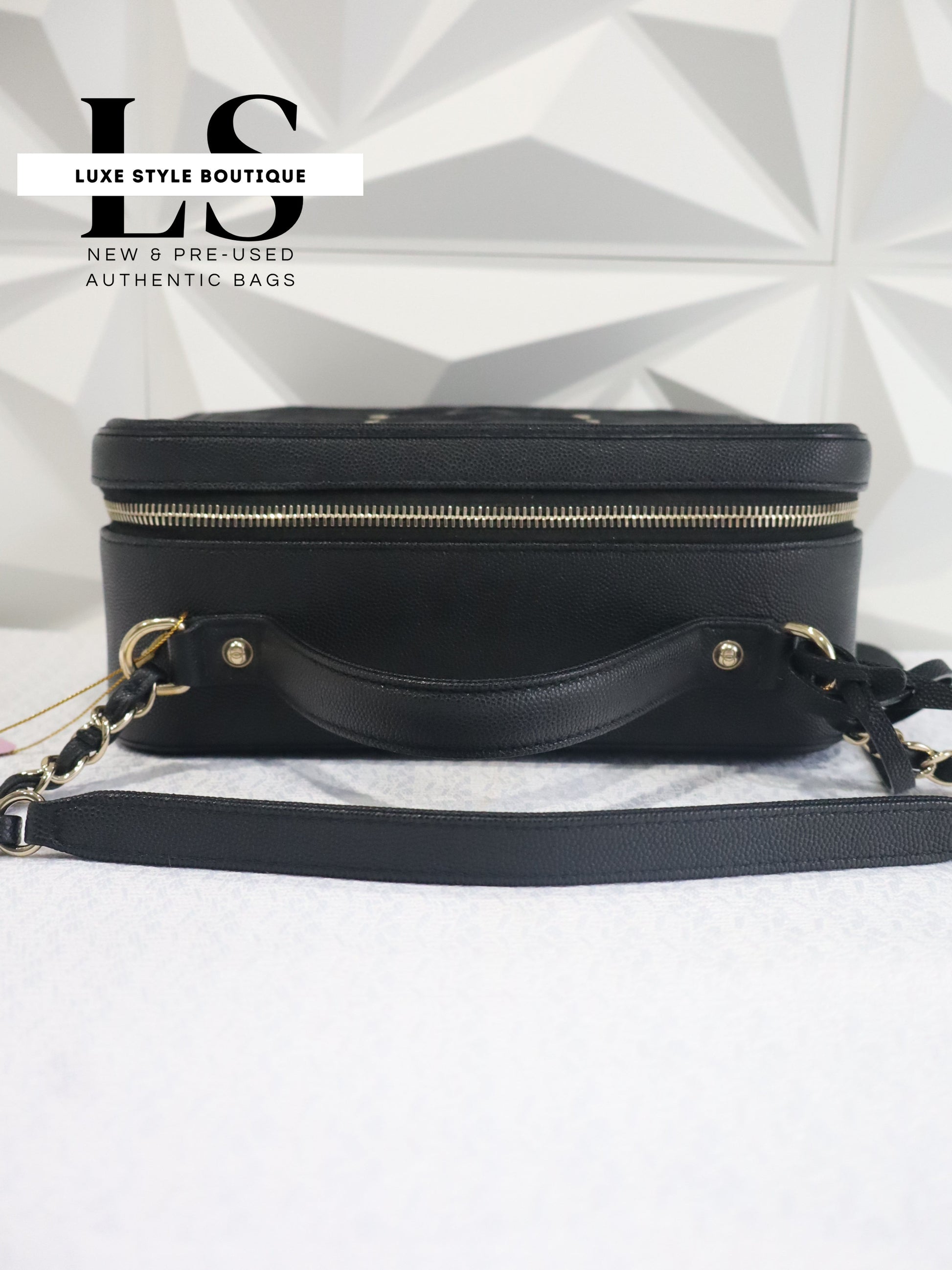 Chanel Filigree Quilted Caviar Vanity Case