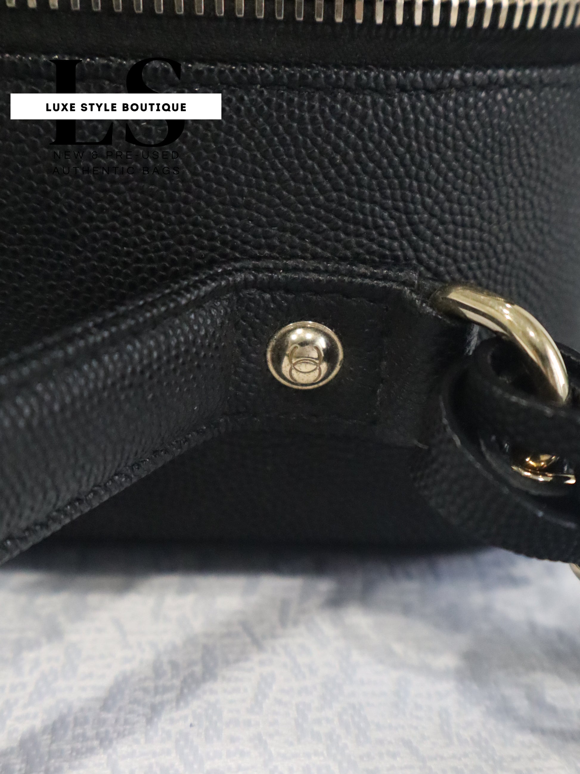 Chanel Filigree Quilted Caviar Vanity Case