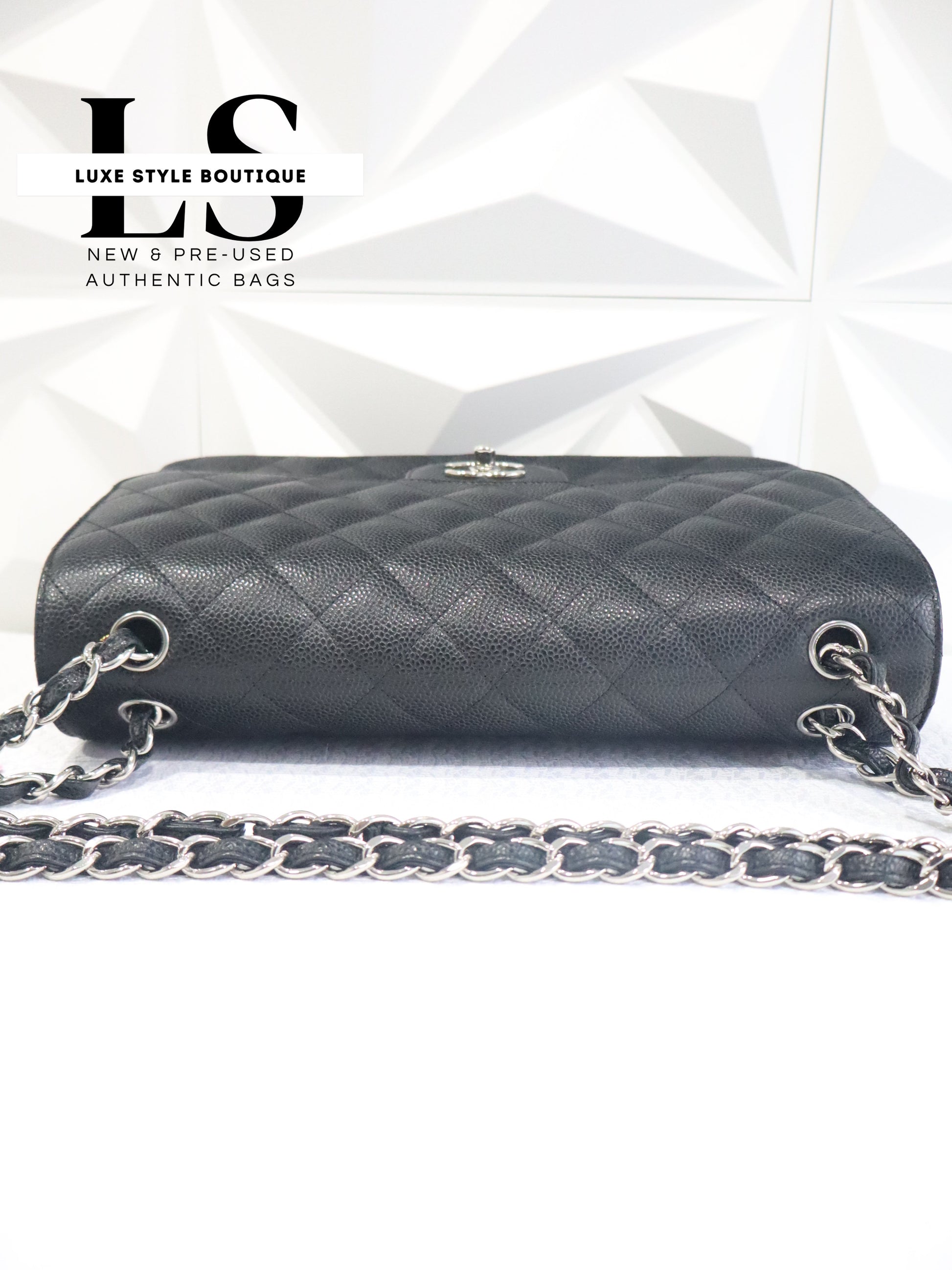 Chanel Jumbo Classic Double Flap
