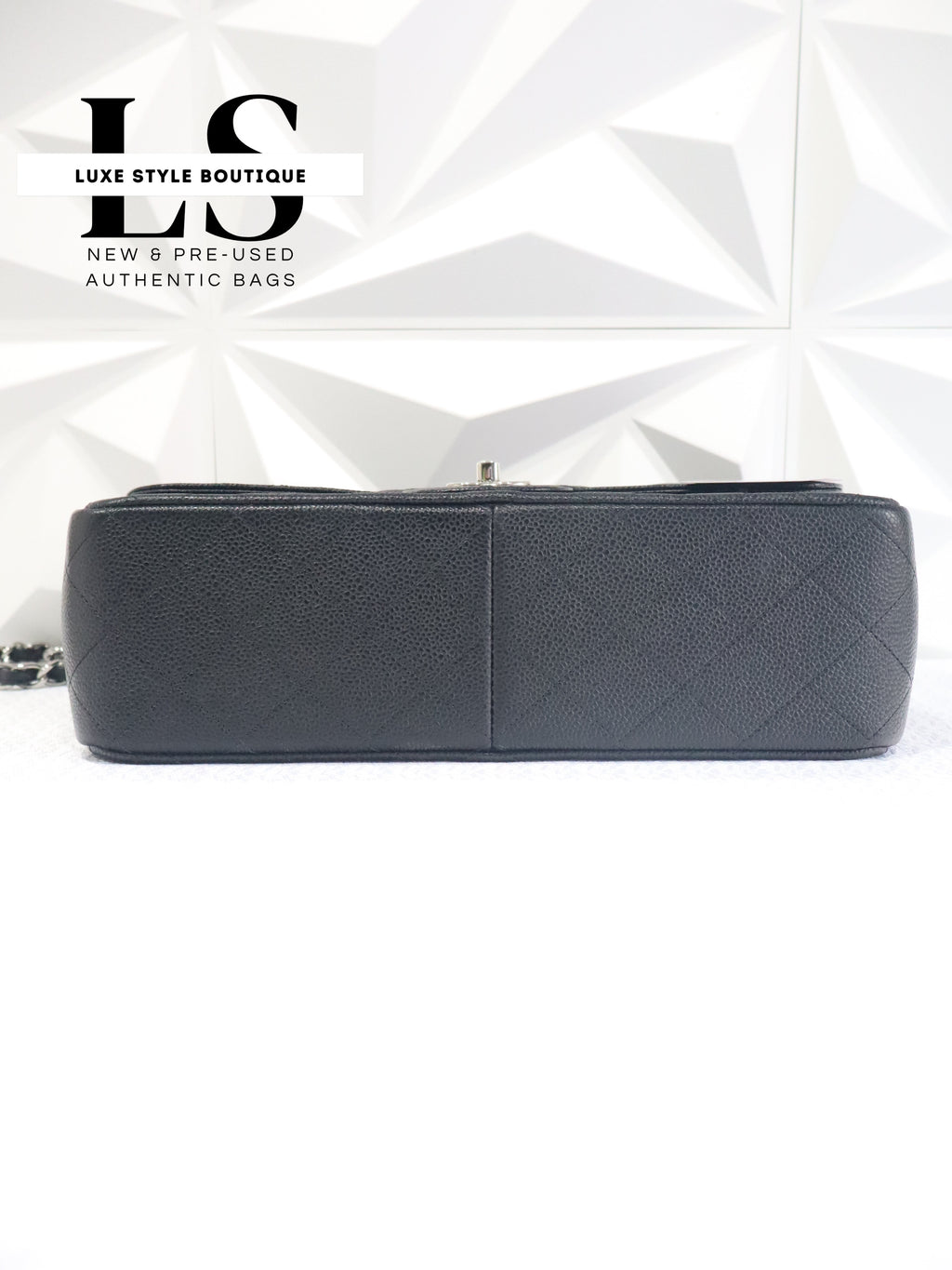 Chanel Jumbo Classic Double Flap